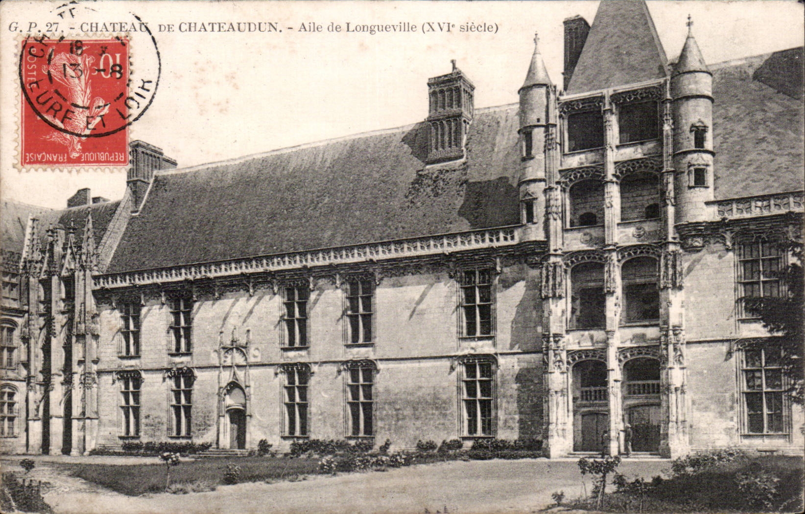 Ala del castillo de CPA Chateaudun de Longueville