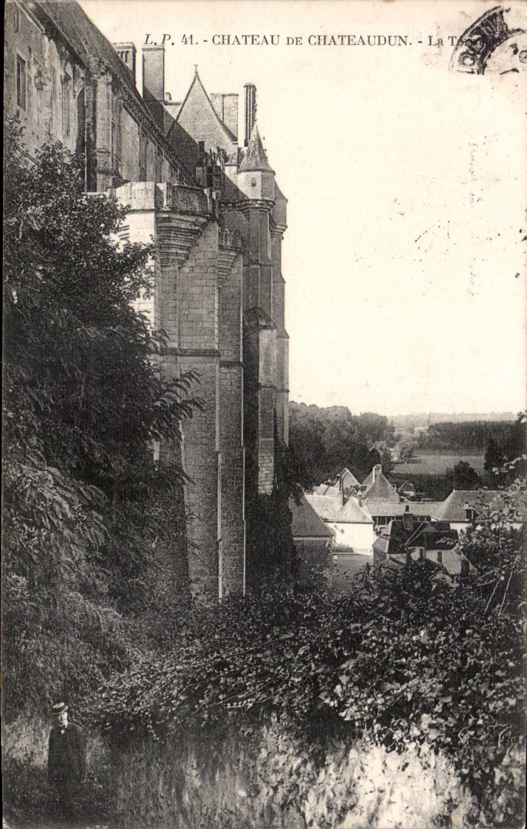 CPA Chateaudun Le castle