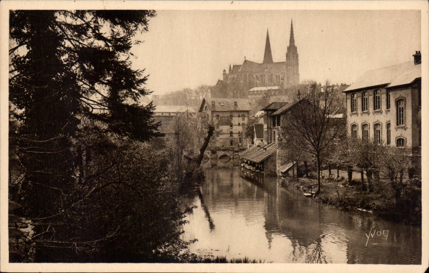 CPA Chartres the Eure and the cathedral