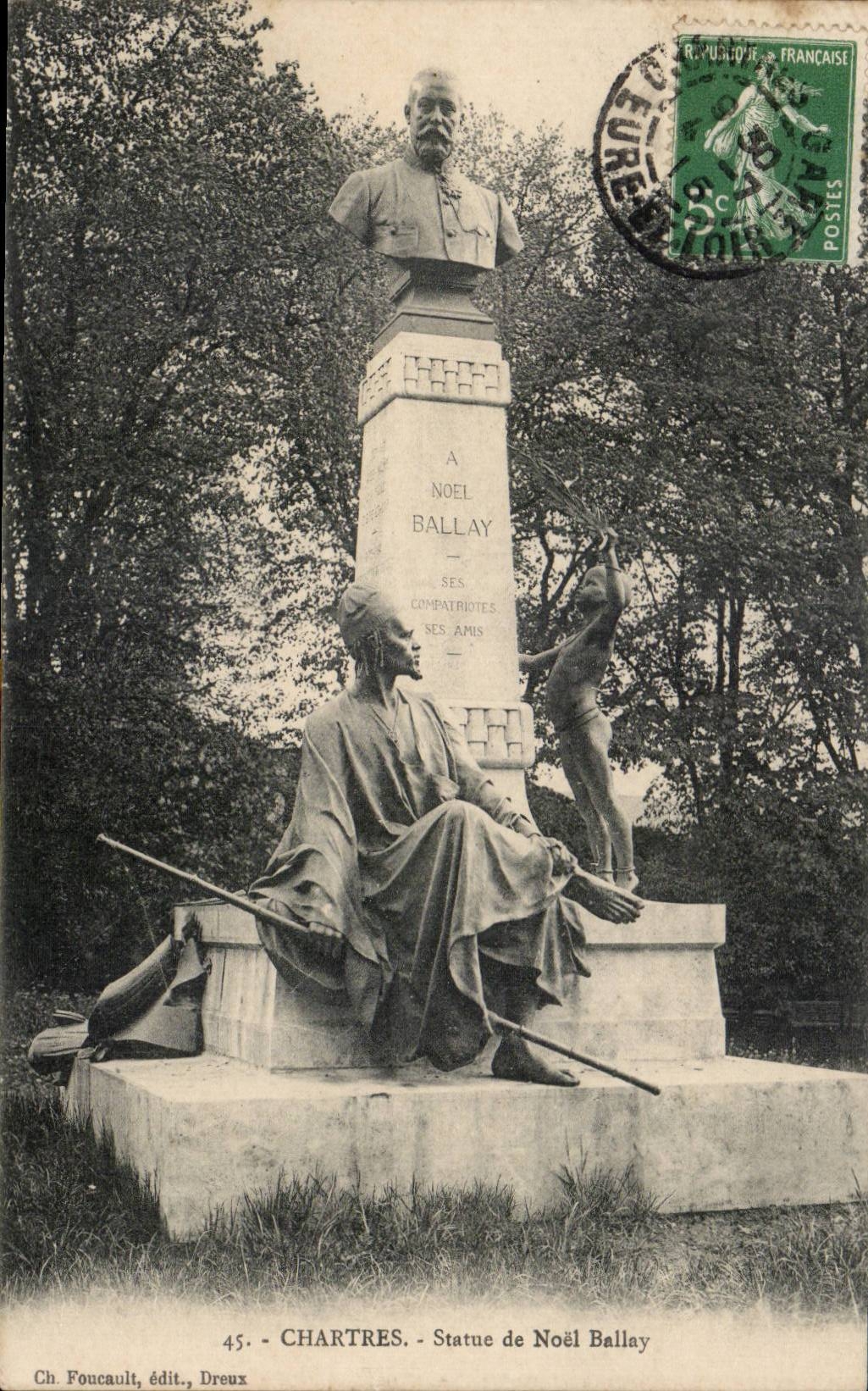 CPA Chartres Statue of No5el Ballay