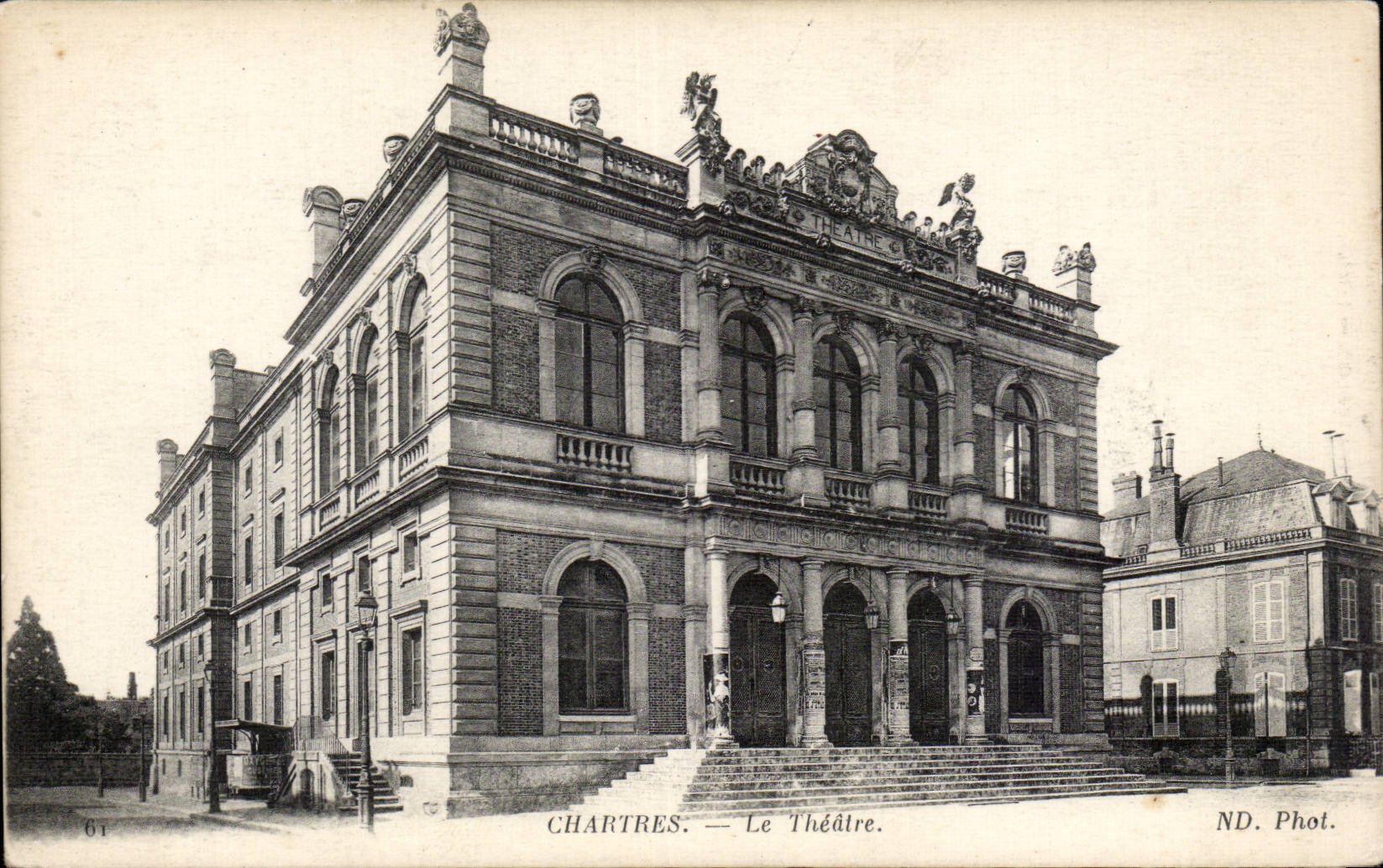 CPA Chartres Le theater