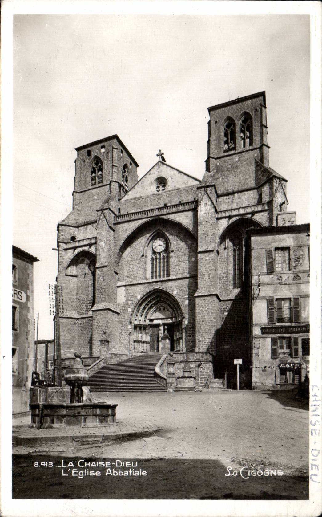 CPSM el ataque frontal de dios de la silla de la iglesia de la abadia de St Roberto (14to)