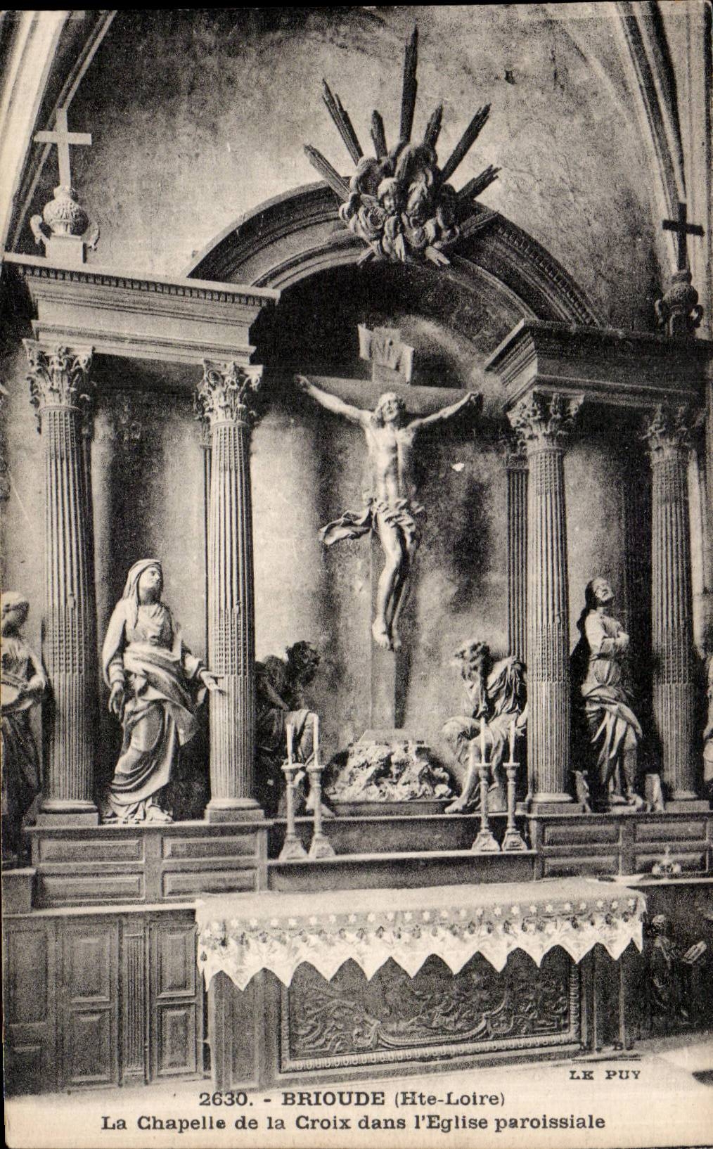 CPA Brioude the vault of the Cross in the parish church