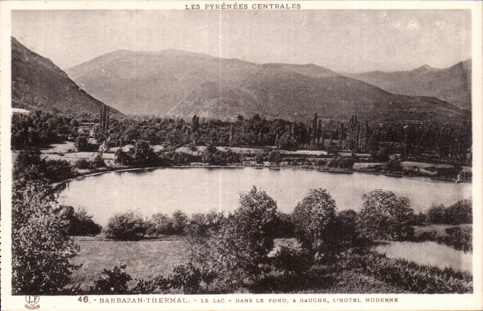 CPA Barbazan Thermal Le lake In the content on the left the modern hotel