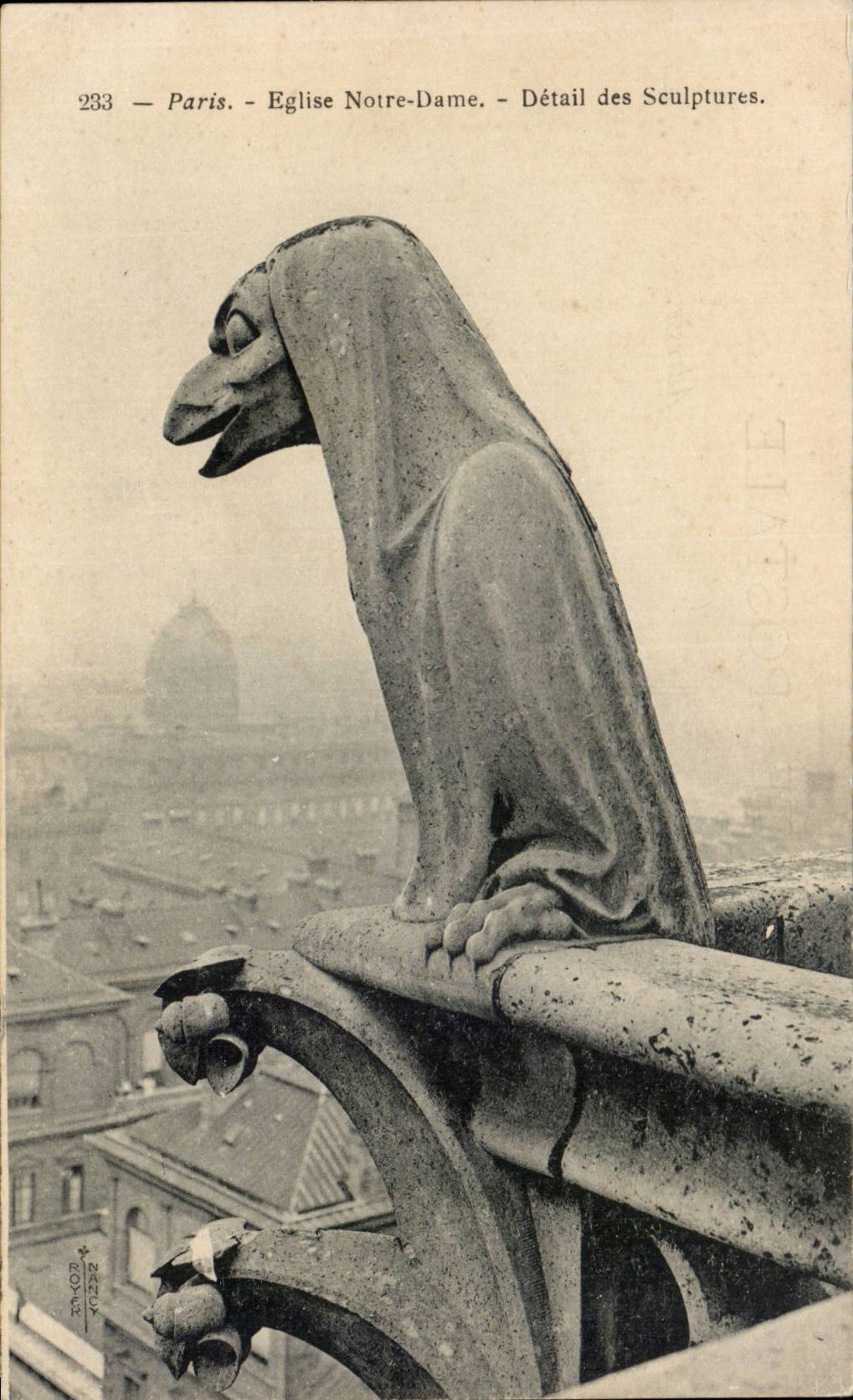 CPA Eglise Notre Dame de Paris Detail des sculptures