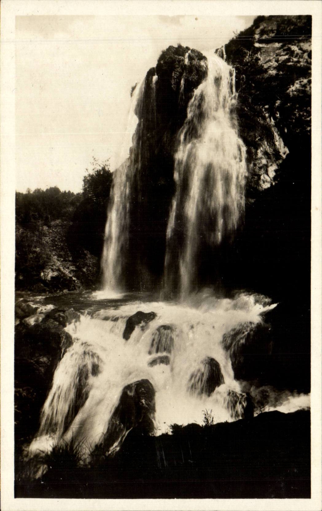 CPA Bourg of Sirod Cascades in tail of horse to the loss of Ain