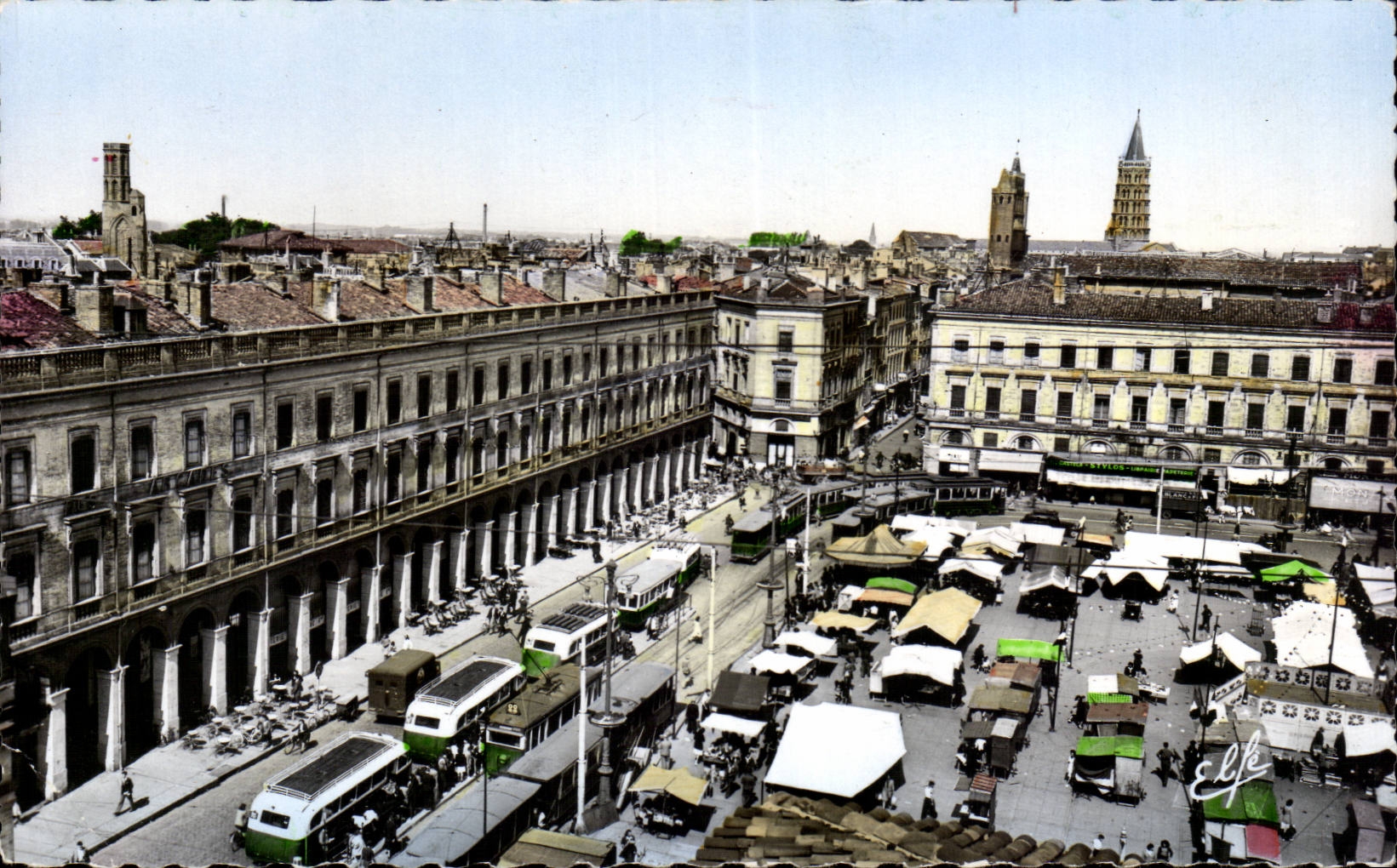 Toulouse - La Ville Rose - Arcades du Capitole - CPA 