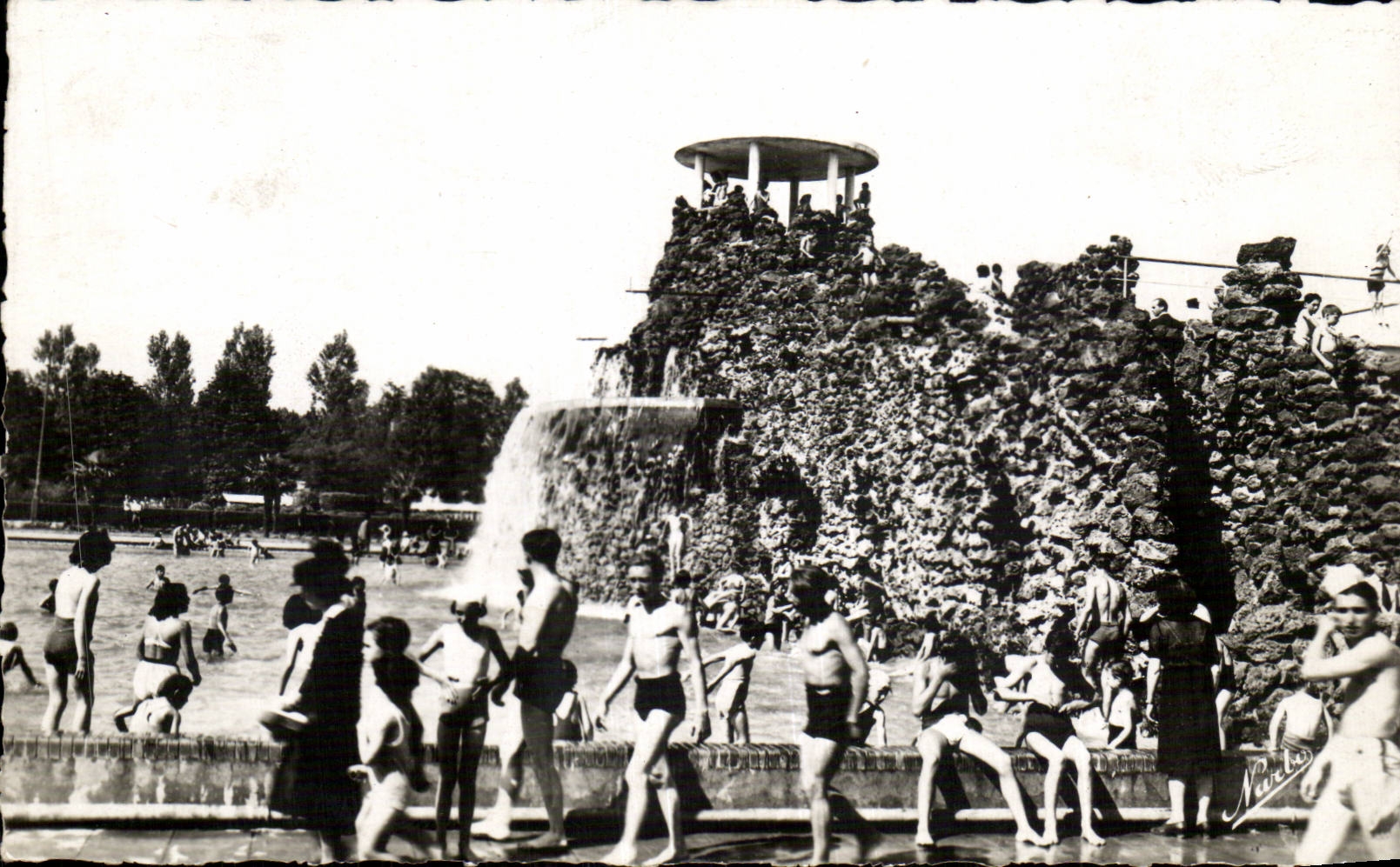 Toulouse - Piscine Municipale - Le Rocher et sa Cascade - Swimming Pool - CPA 