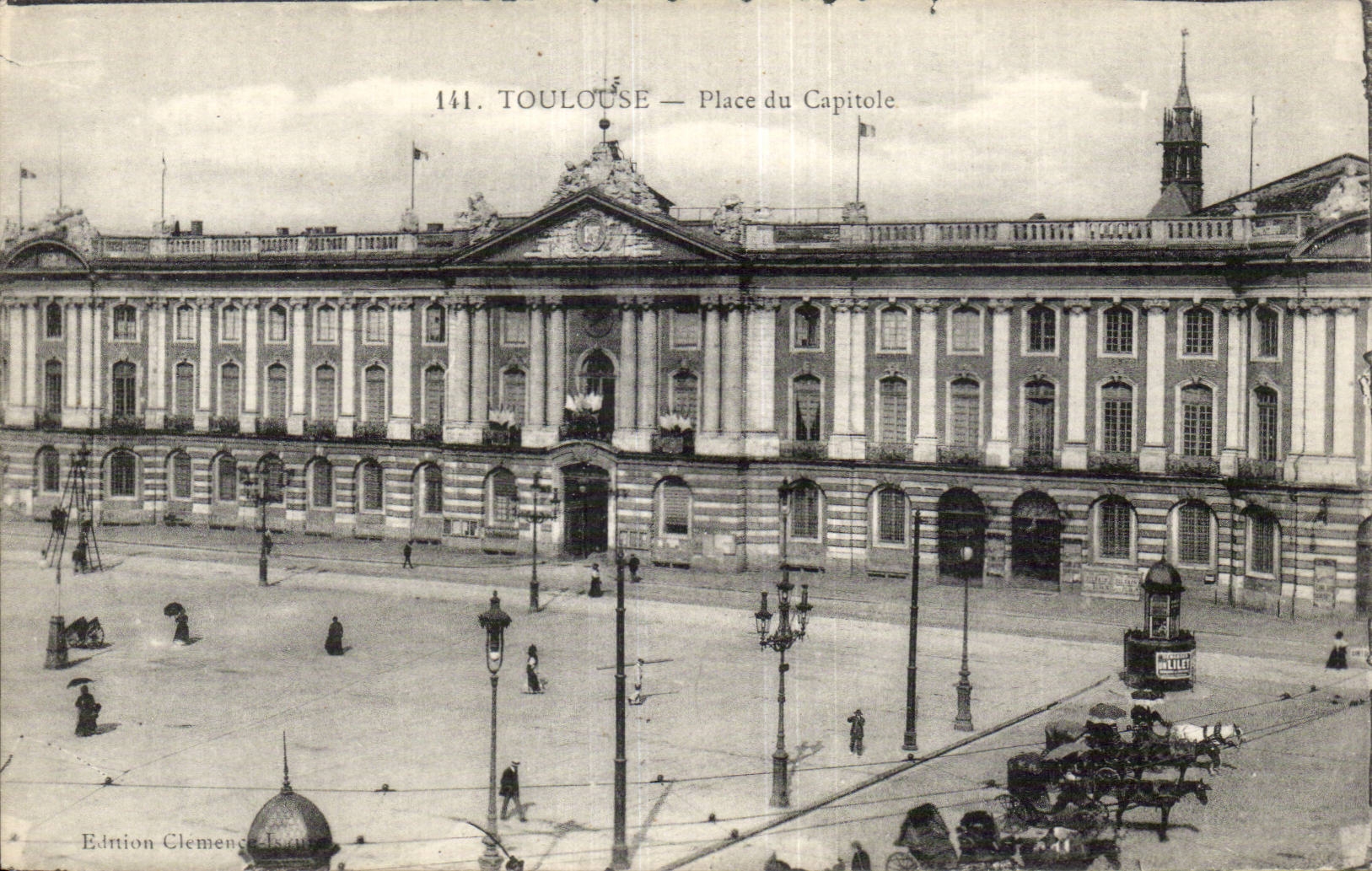 Toulouse - Place du Capitole - CPA 