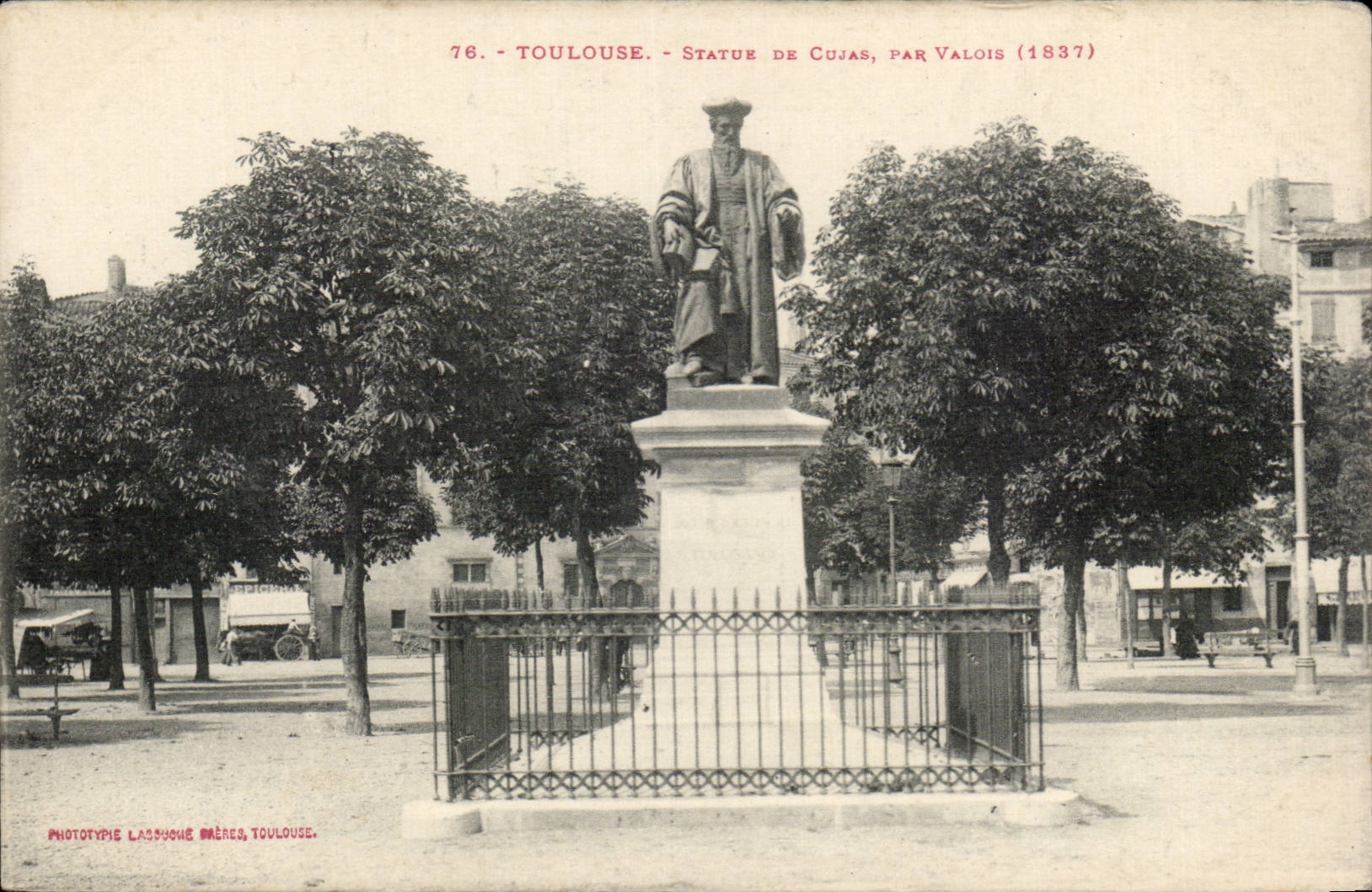 Toulouse - Statue de Cujas par Valois - CPA 