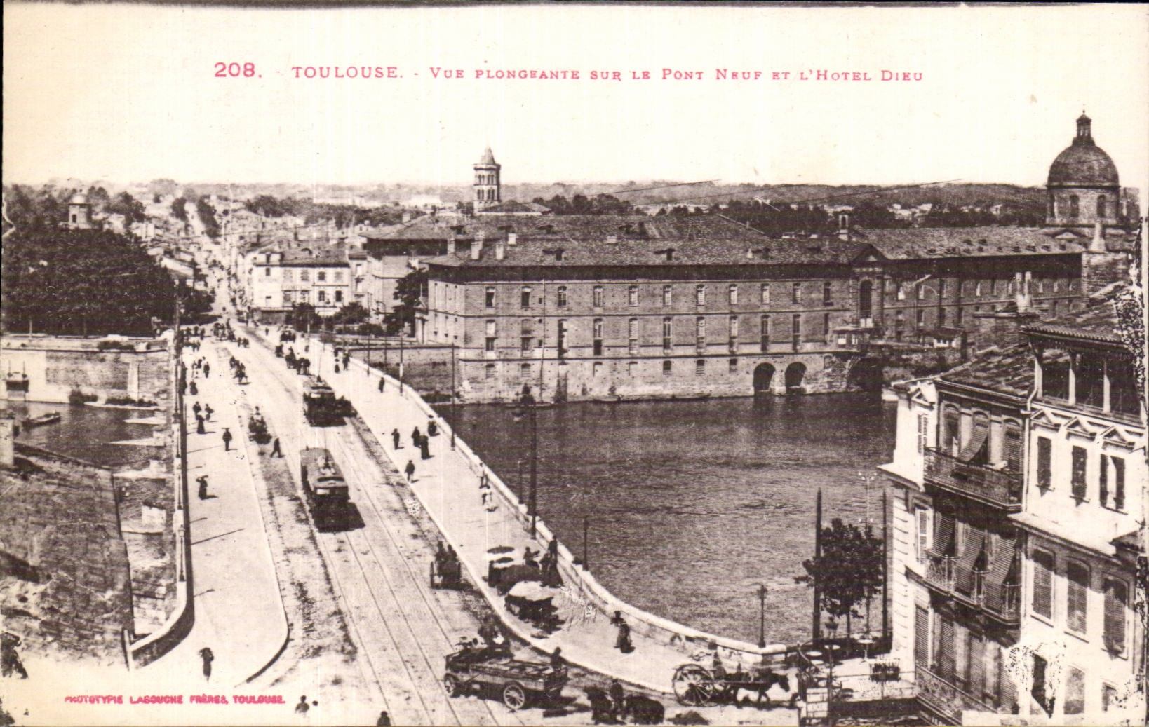Toulouse - Vue Plongeante sur le Pont Neuf et l'Hotel Dieu - CPA 