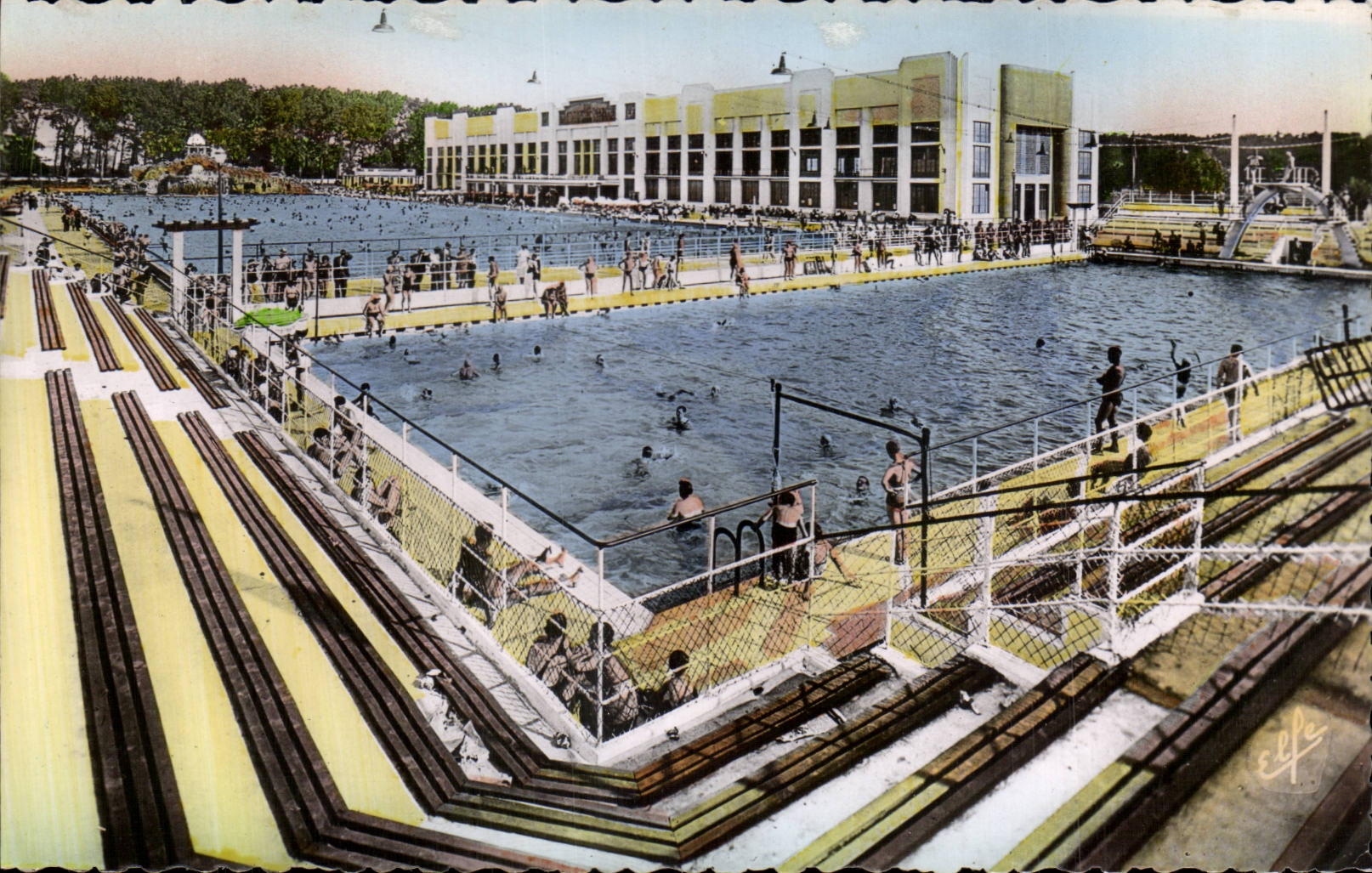 CPA Toulouse Grande piscine municipale Vue d'ensemble des deux bains