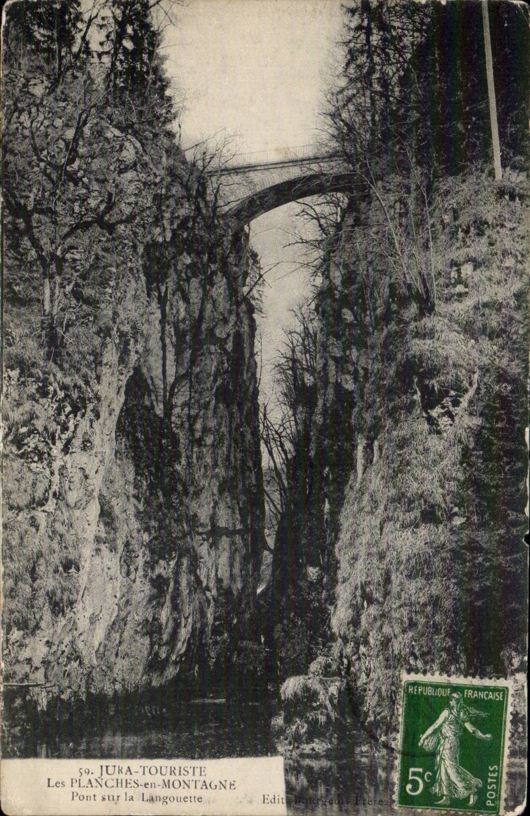 Boards in Mountain - the Bridge - CPA