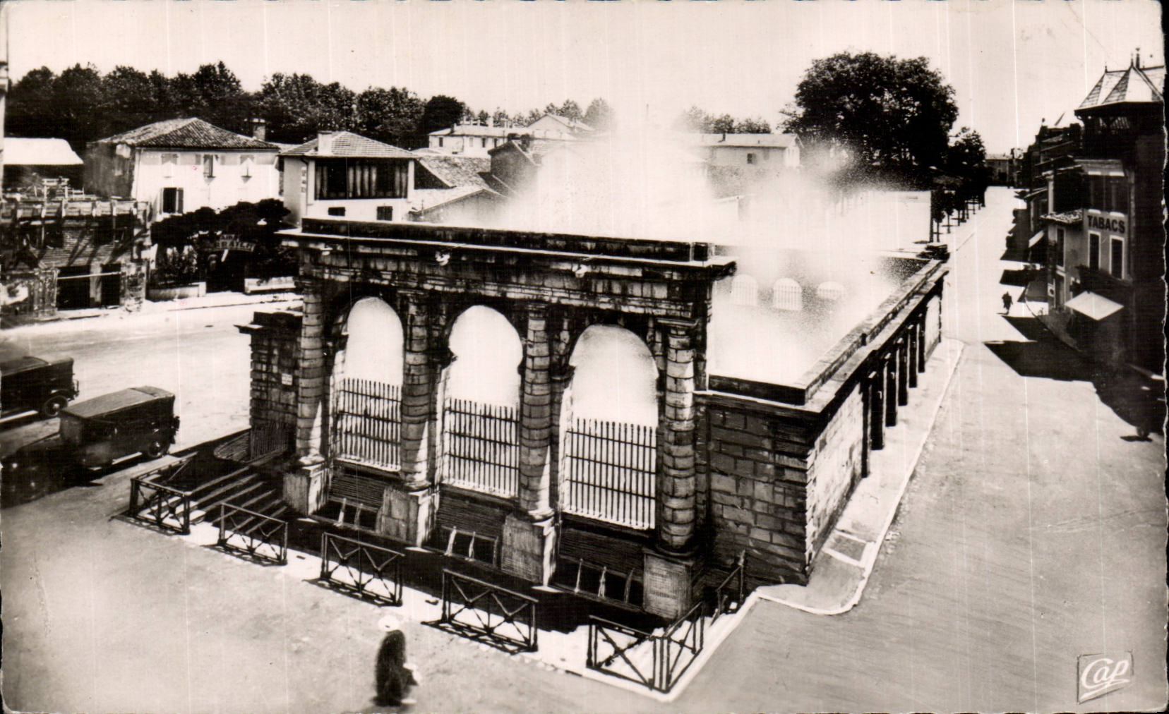 Dax - Fontaine d'eau chaude - CPA 