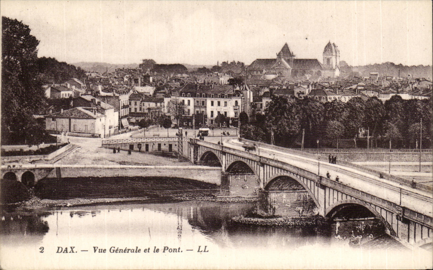 Dax - Vue Generale et le Pont - CPA 