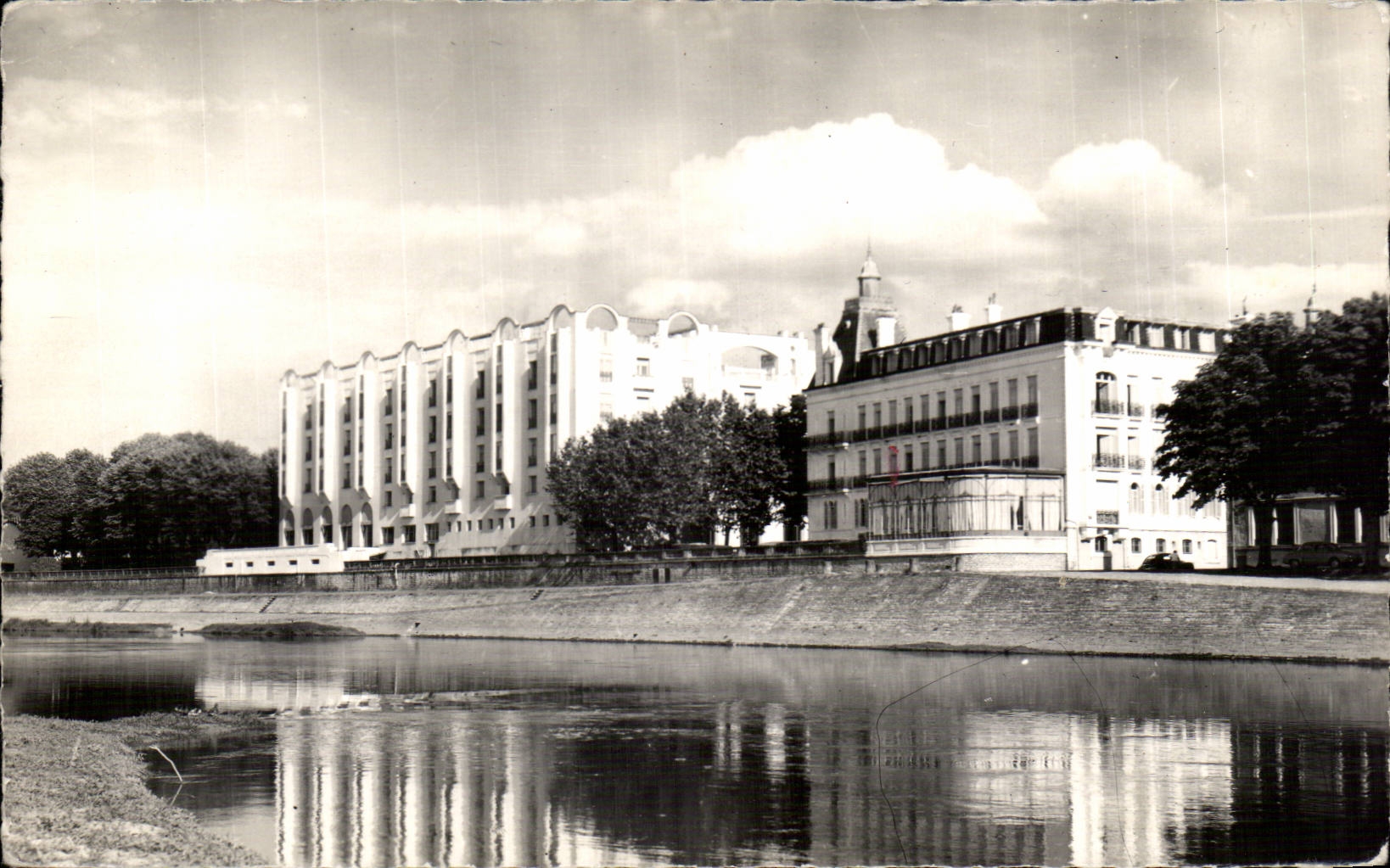 Dax ellos bordes del Ardor grande y del hotel - CPA