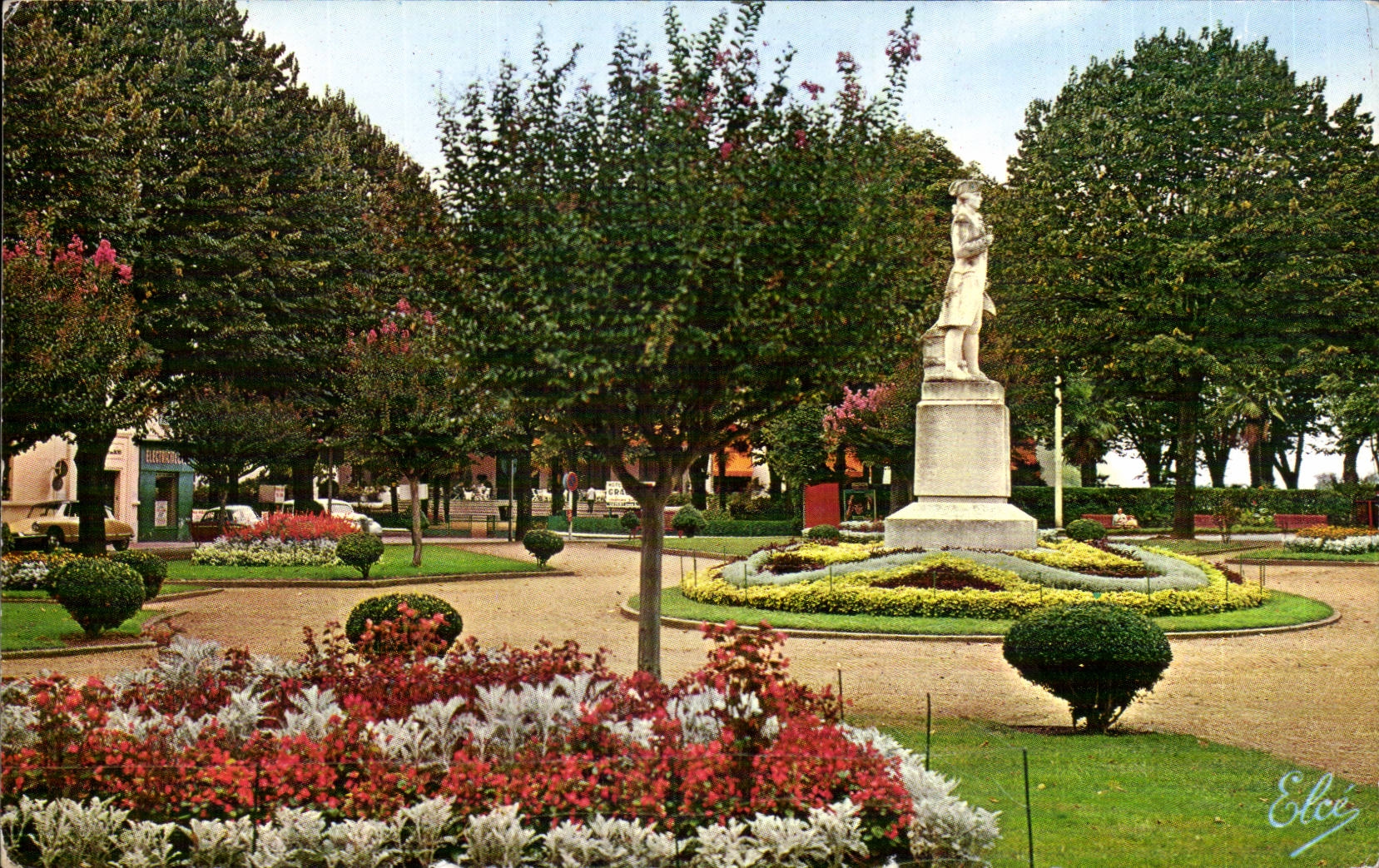 Dax - Place Thiers et Statue de Bords - CPA 