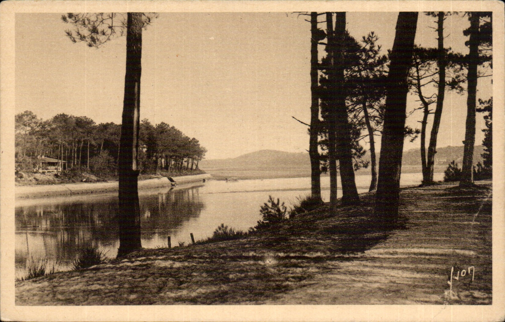 Hossegor it Lake - close Capbreton on Sea - CPA