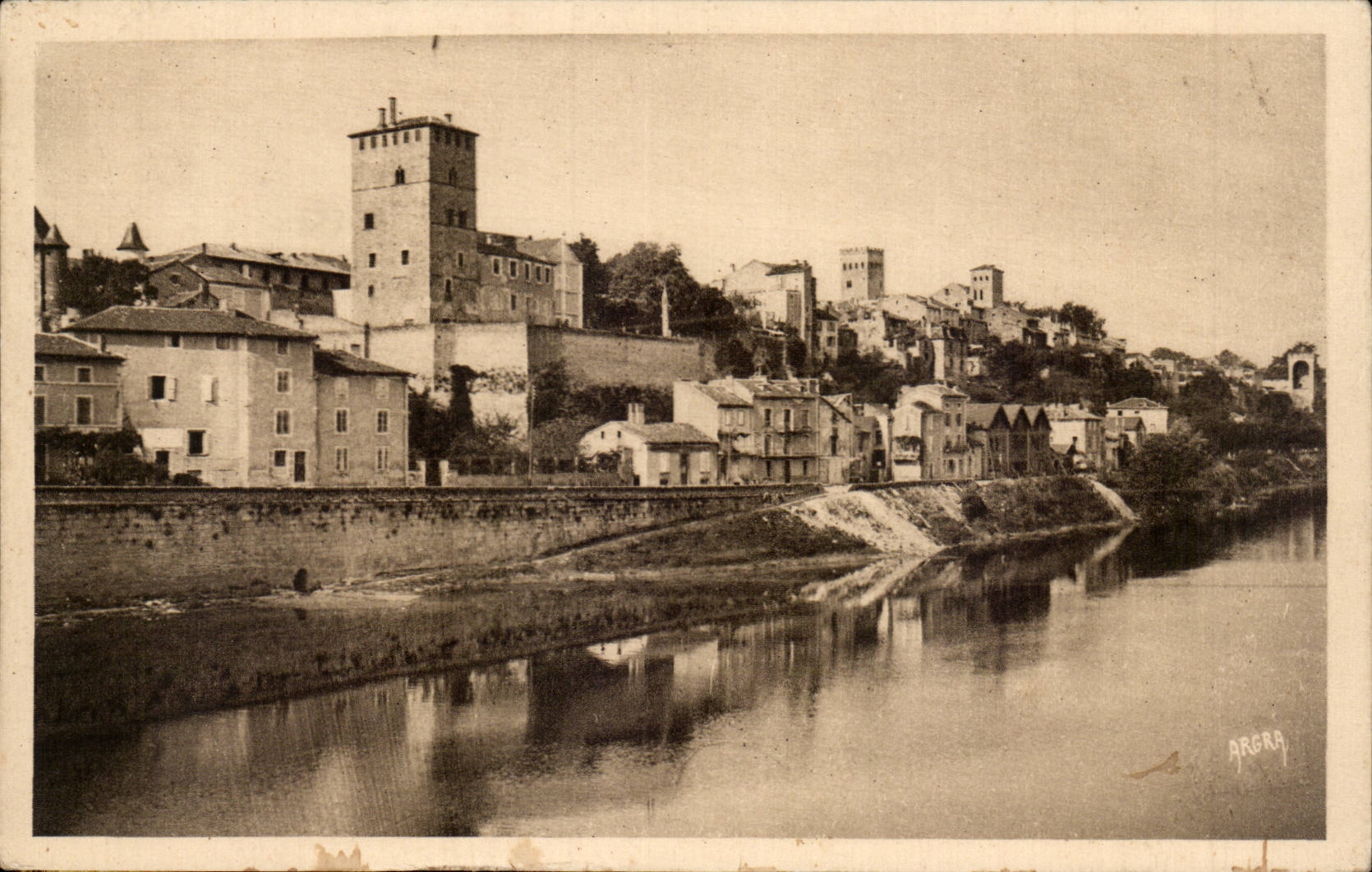 Cahors it Batch and the Old City - CPA