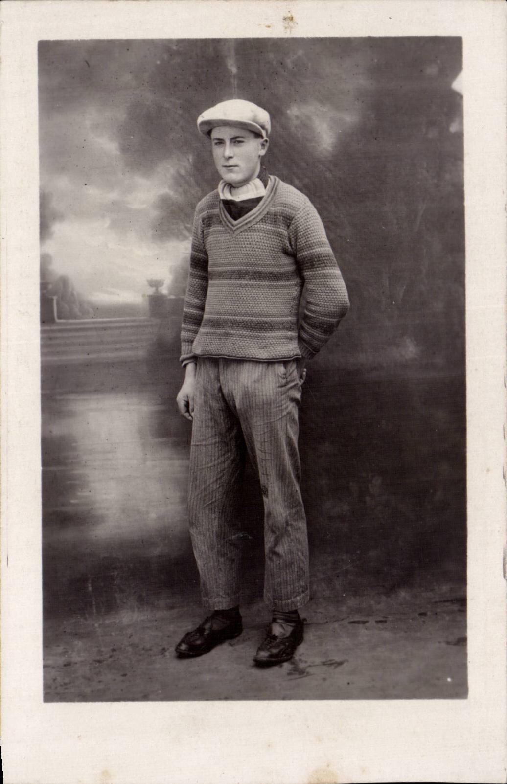 Real photo Fantasy - Men - Young Man with course - CPA