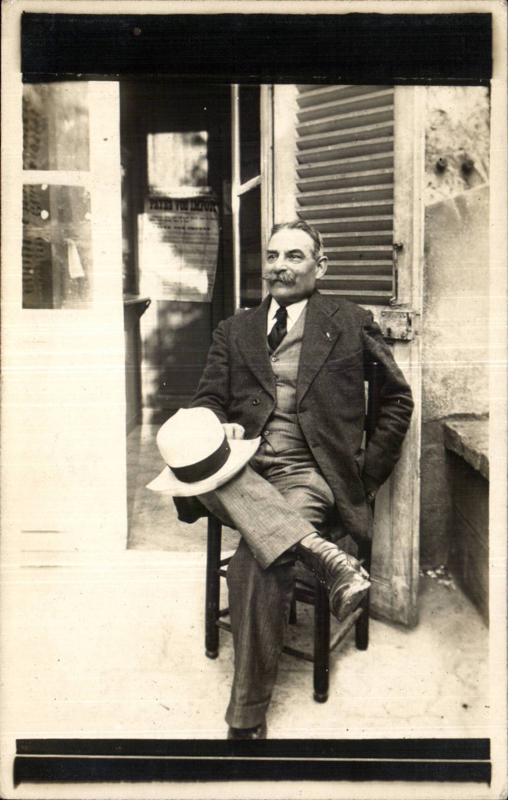 Real photo Chatillon on the Marne Fantasy - Men - older man with bushy mustache - CPA