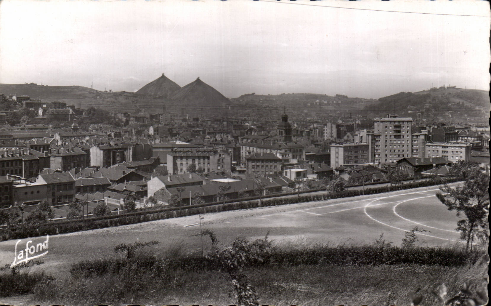 Saint Etienne - View - Sports ground - Residence of the Sappers Firemen - CPA