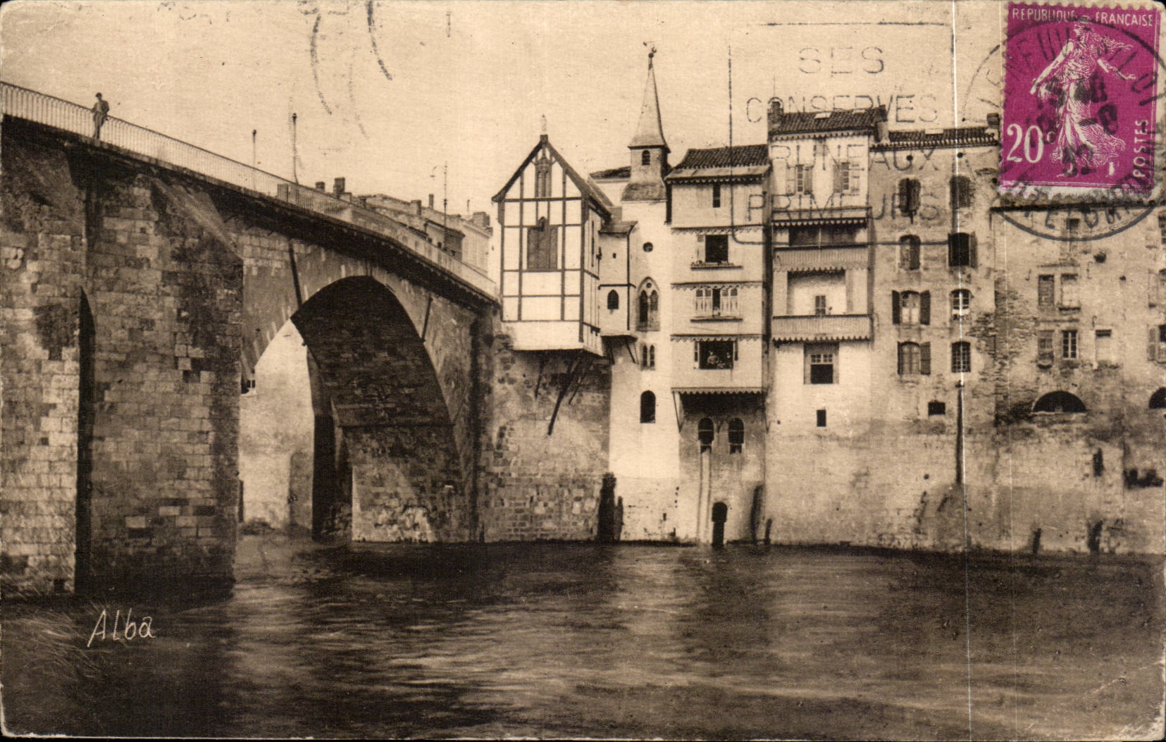 CPA Villeneuve sur Lot Le vieux pont et l'eglise Notre Dame