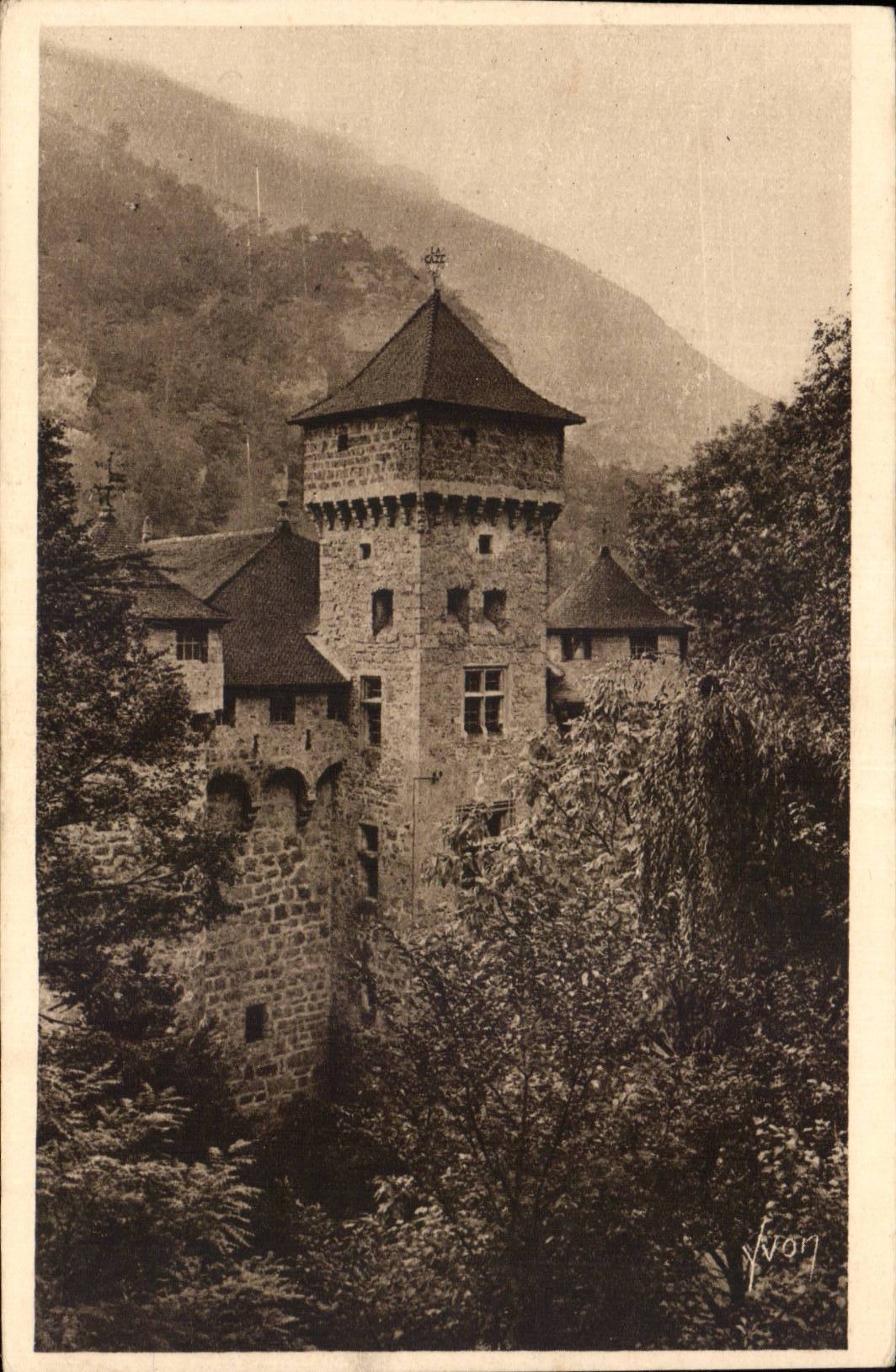 CPA Falls of the Tarn Castle of Caze seen of the road