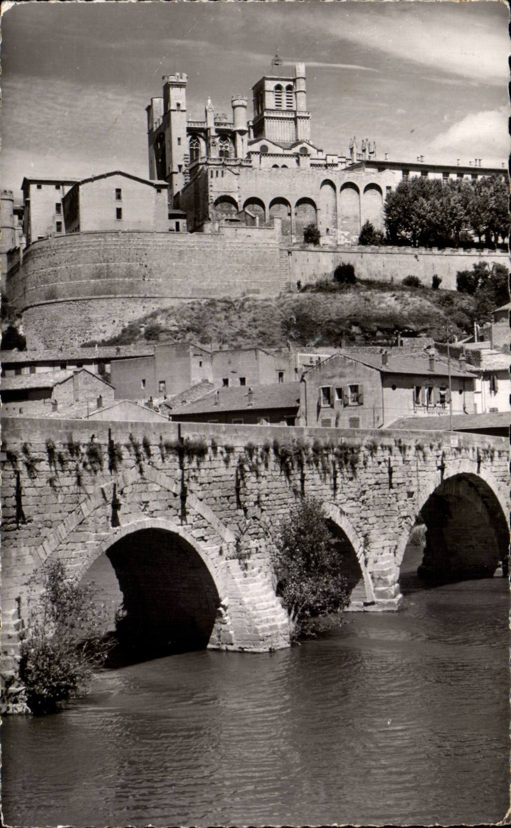 Beziers it Cathedral - CPA