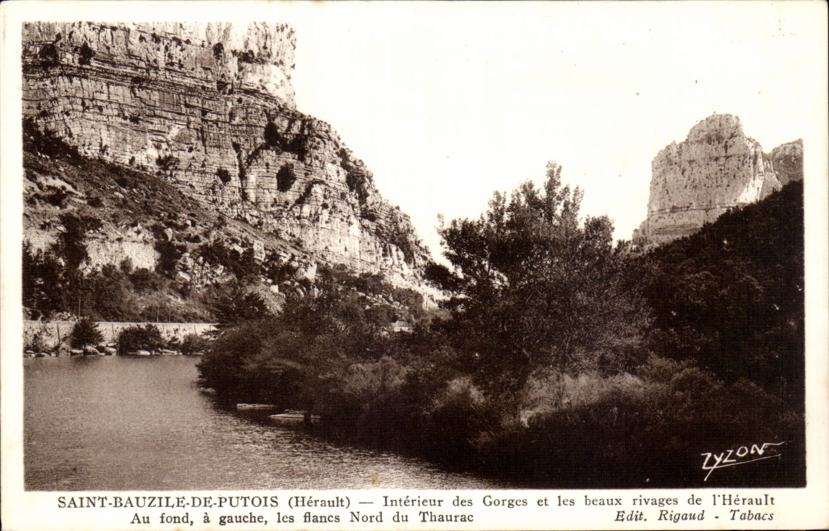CPA Saint Bauzile de Putois Interior of the throats and the beautiful shores of Herault At the bottom sides northern of Thaurac