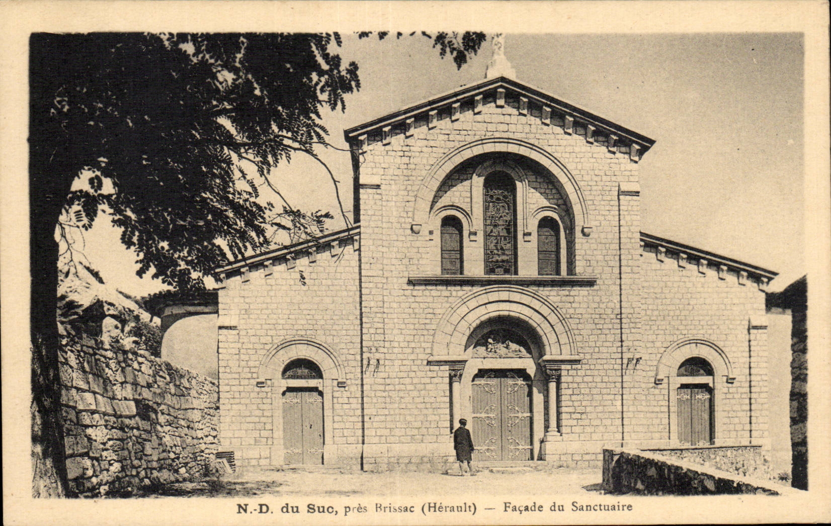 CPA Nd of Juice close Brissac Frontage of the sanctuary