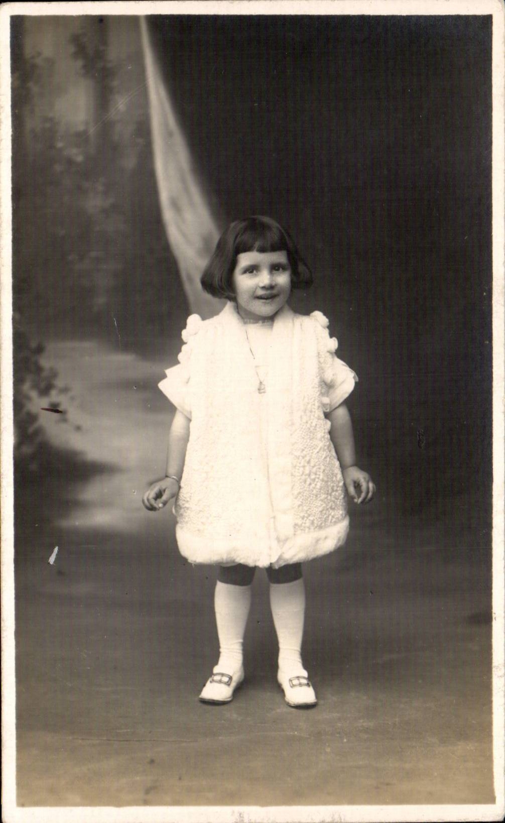 Fantasia verdadera de la foto - ninos - muchacha bonita - muchacha con meneado al odio - CPA