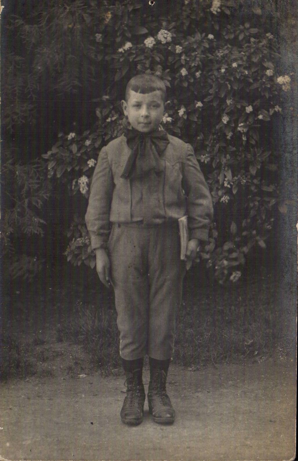 Fantasia verdadera de la foto - ninos - muchacho - pequeno muchacho del criado - CPA