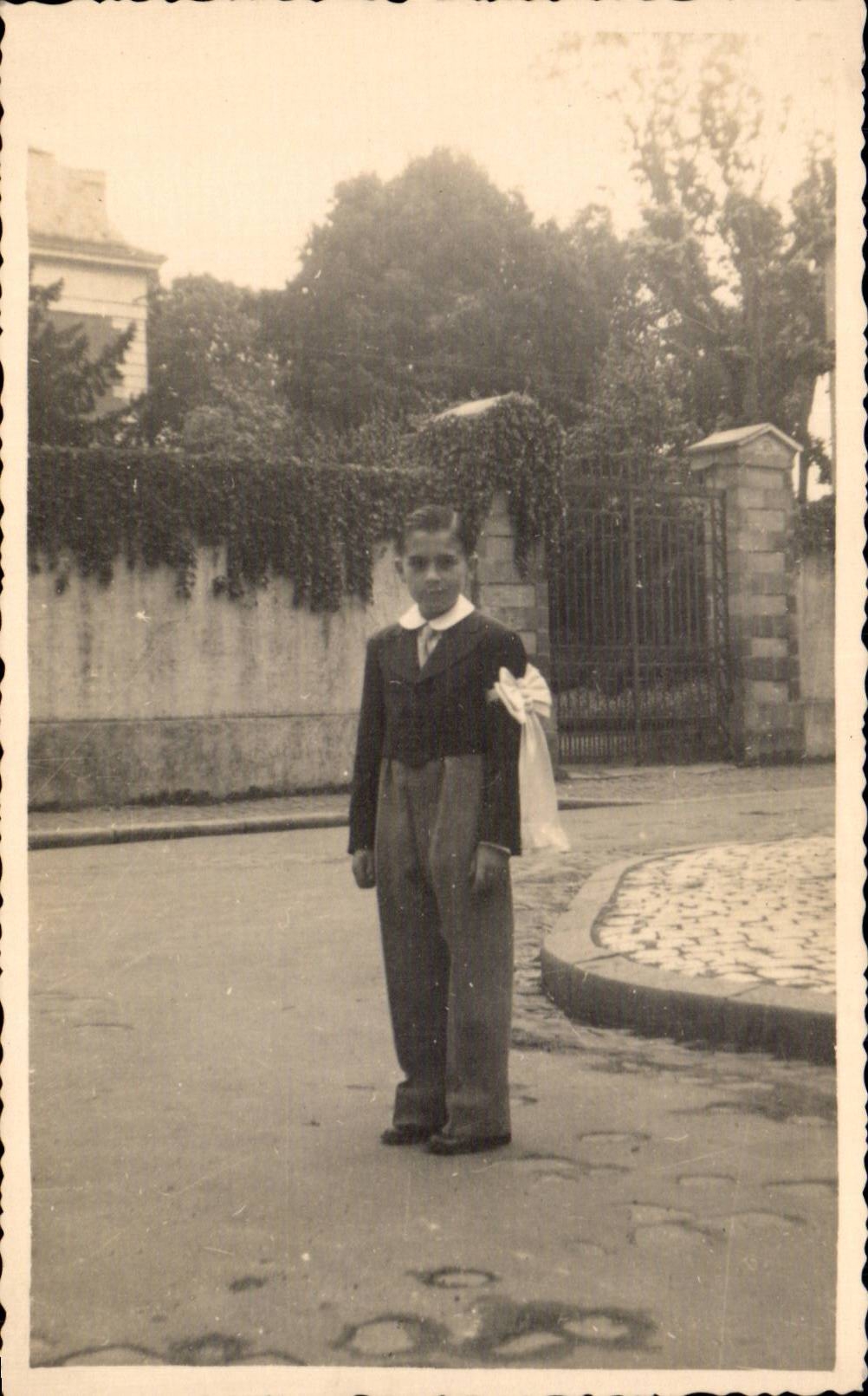 Fantasia verdadera de la foto - muchacho - pequeno muchacho CPA del criado