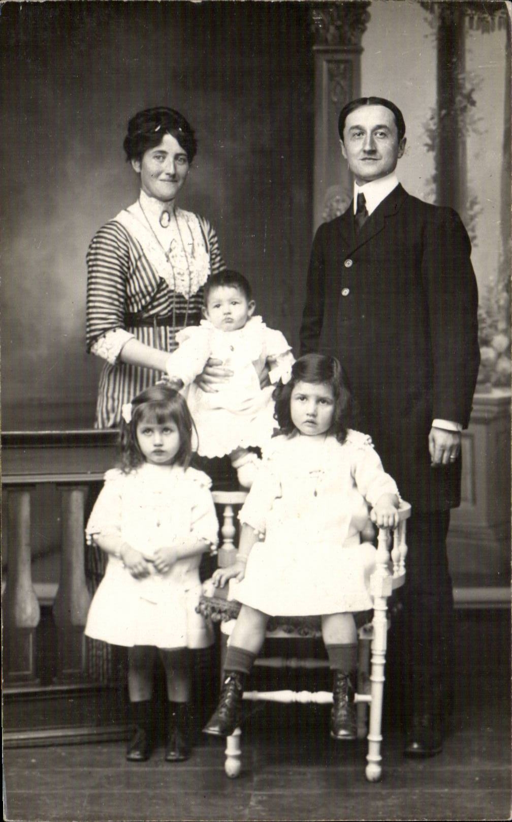 Fantasia verdadera de la foto - ninos - ninos - familia hermosa - CPA