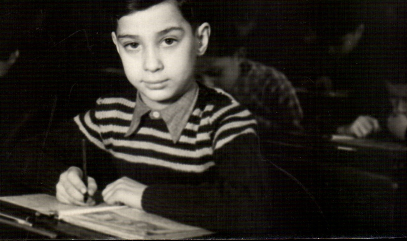 Fantasia verdadera de la foto - ninos - muchacho - muchacho del criado con el lapiz - CPA