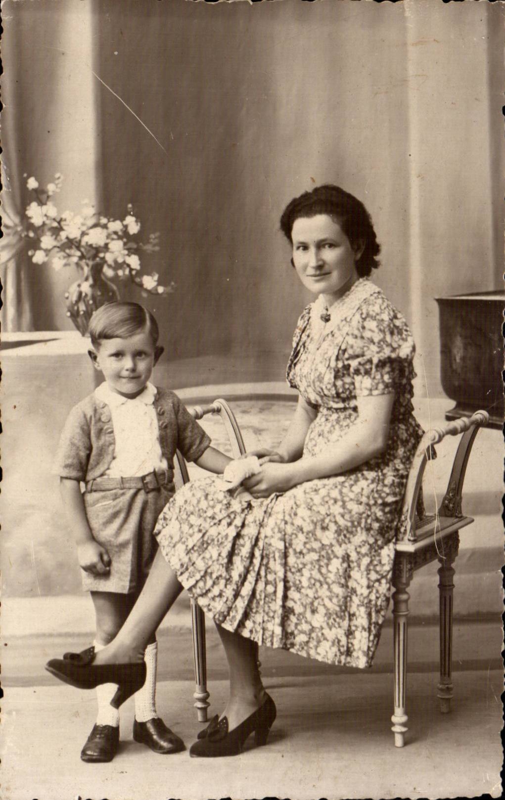 Fantasia - ninos - muchacho - madre y su - CPA