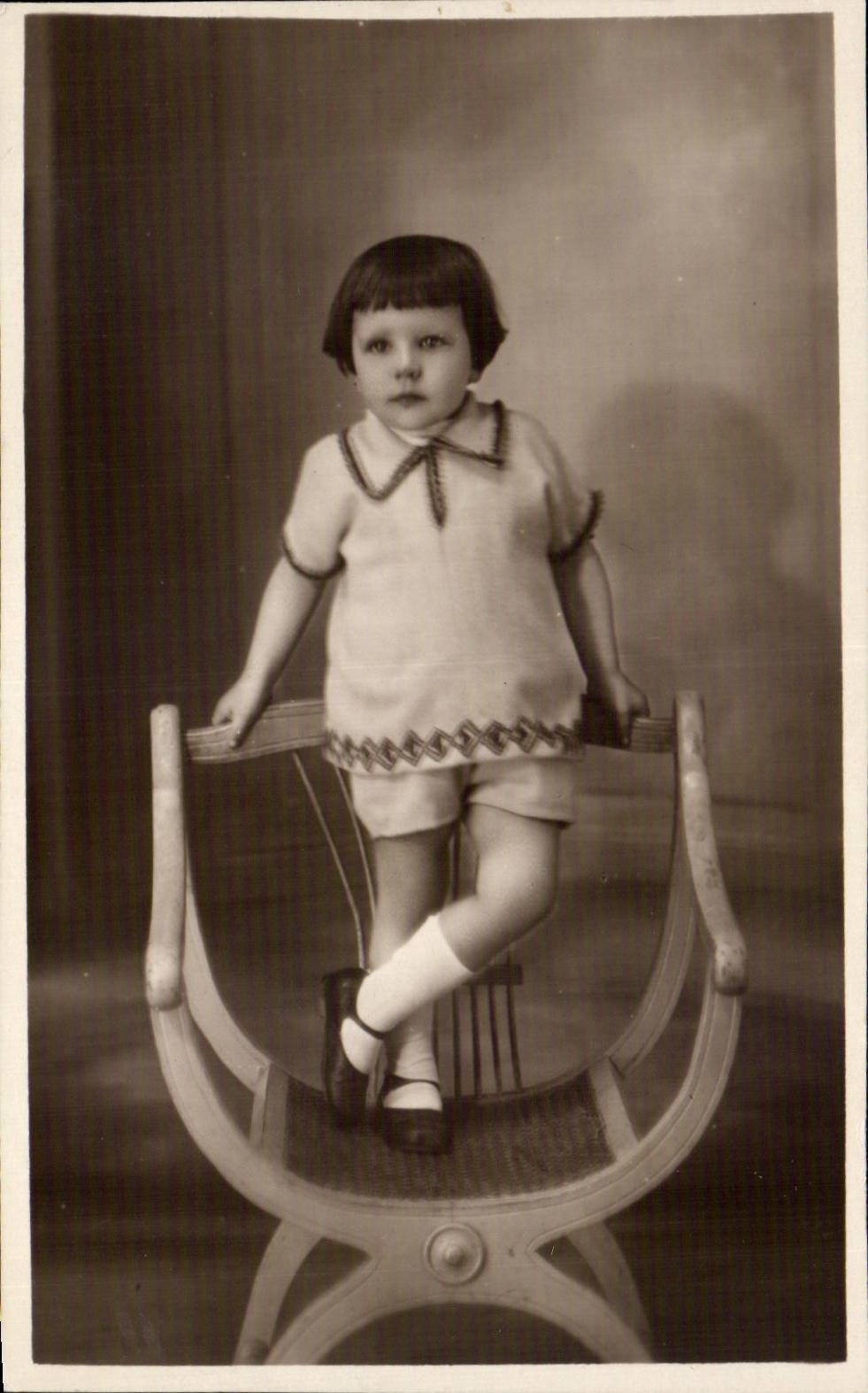 Fantasia verdadera de la foto - ninos - bebe - bebe - - CPAFantaisie - ninos - muchacha - nina con meneado al odio - CPA