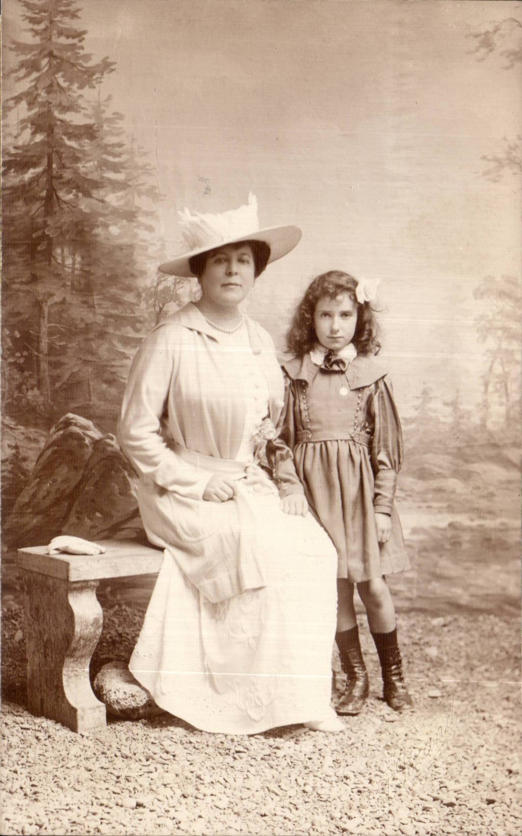 Fantasia verdadera de la foto - ninos - muchacha - madre e hija - CPA