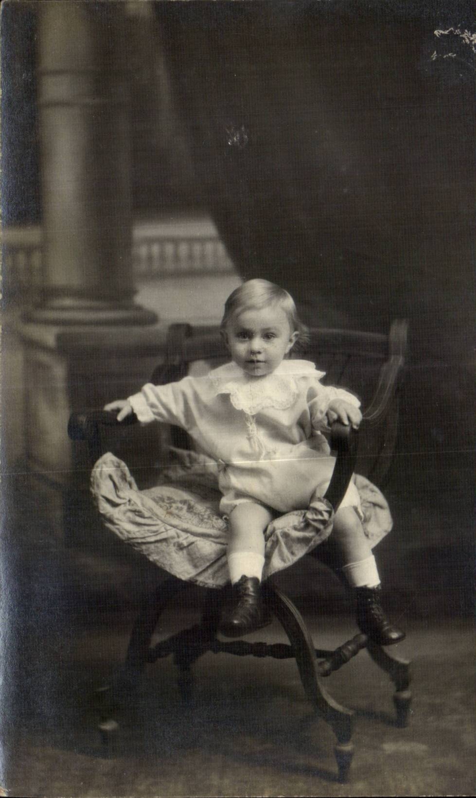 Nino verdadero de la foto