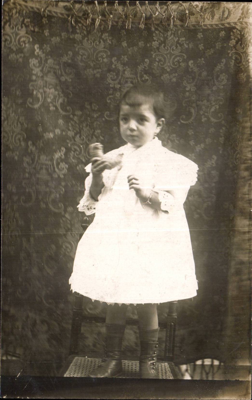 Nino verdadero de la foto