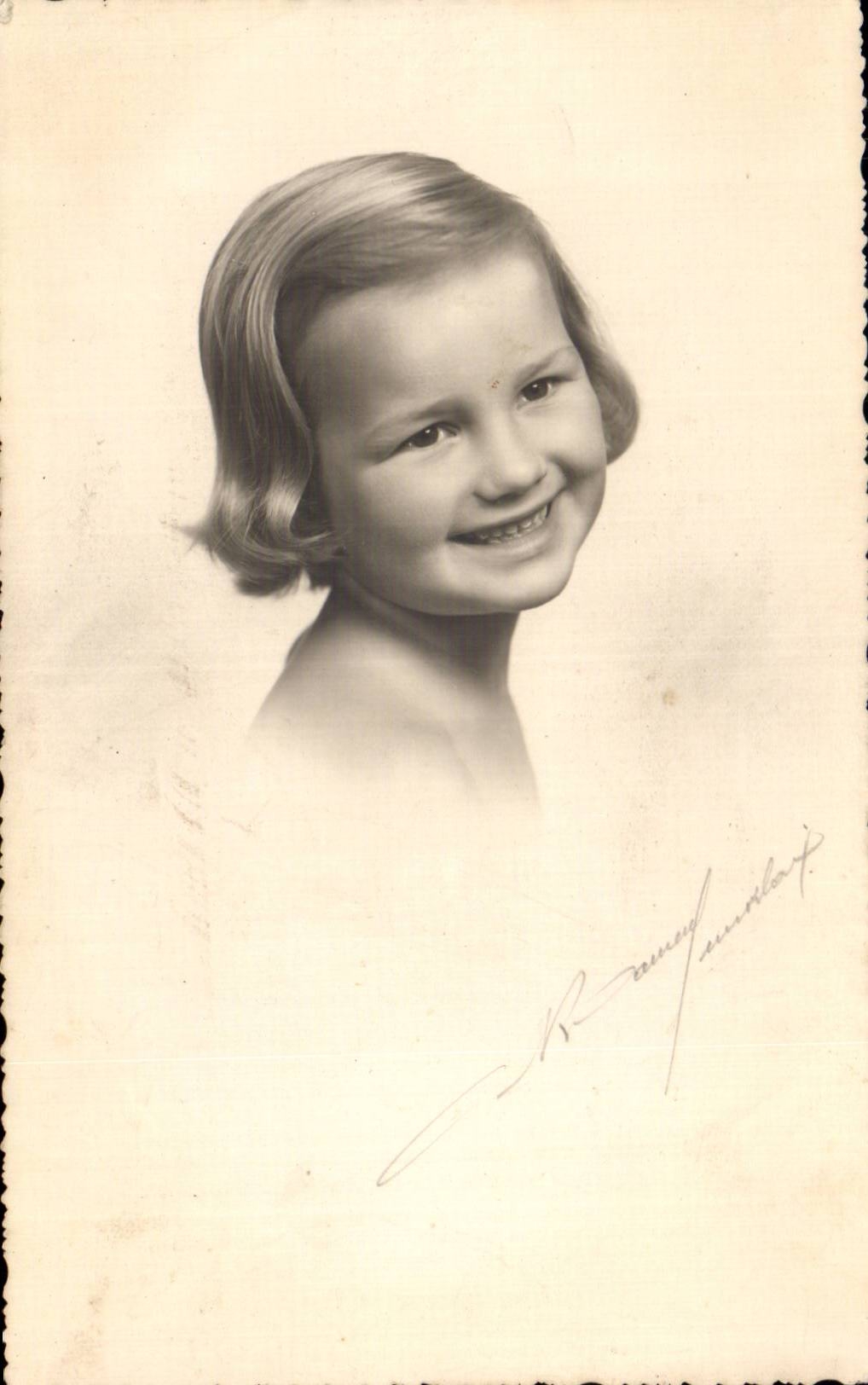 Fantasia verdadera de la foto - ninos - muchacha - muchacha sonriente bonita - CPA