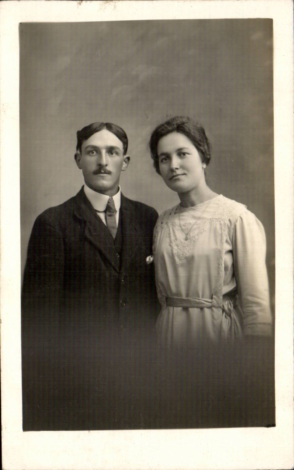 CARTE PHOTO Fantaisie - Couple - CPA 
