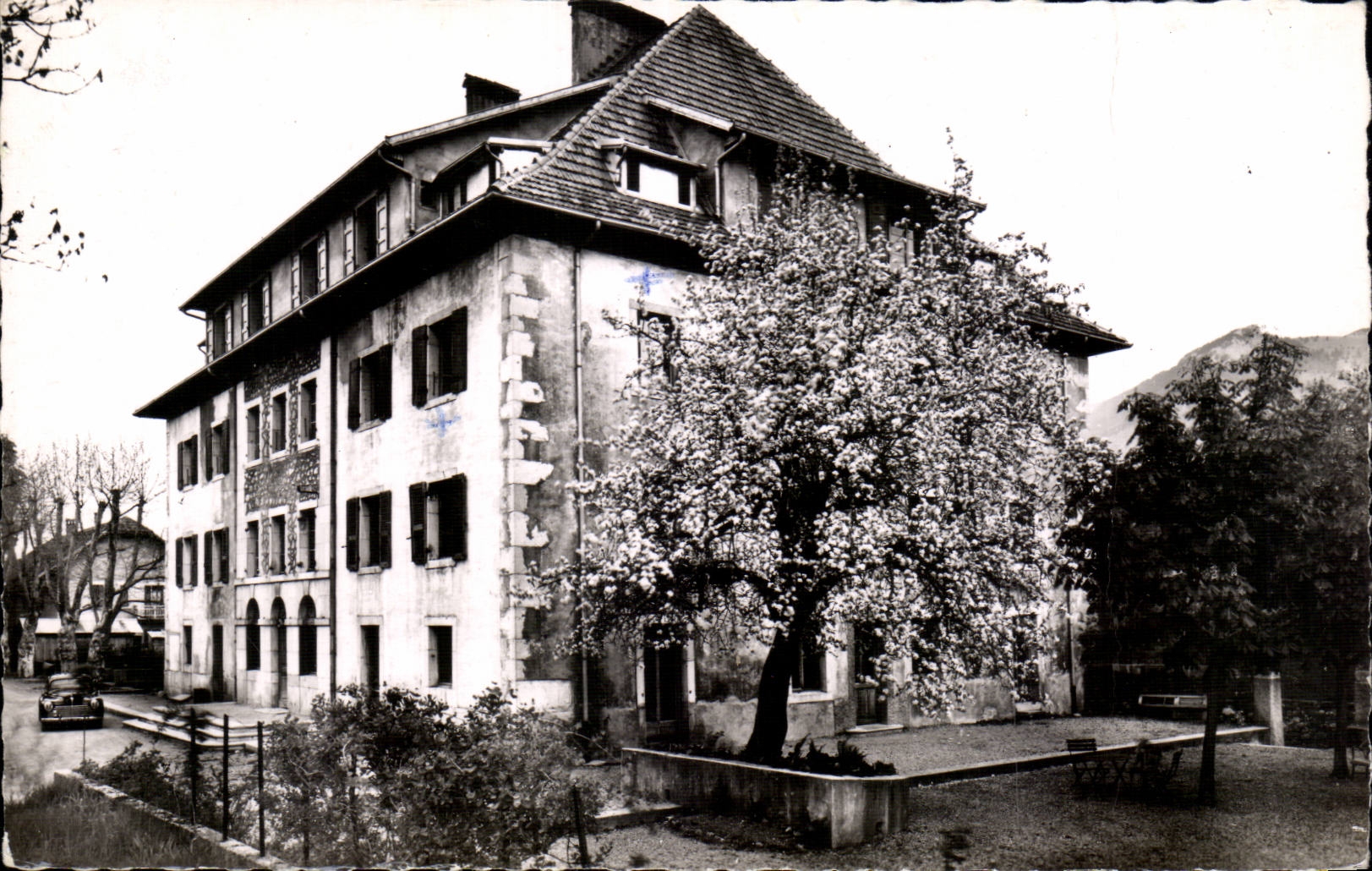 CPSM Villaz Convalescent home and convalescence of the castle of Good attraction