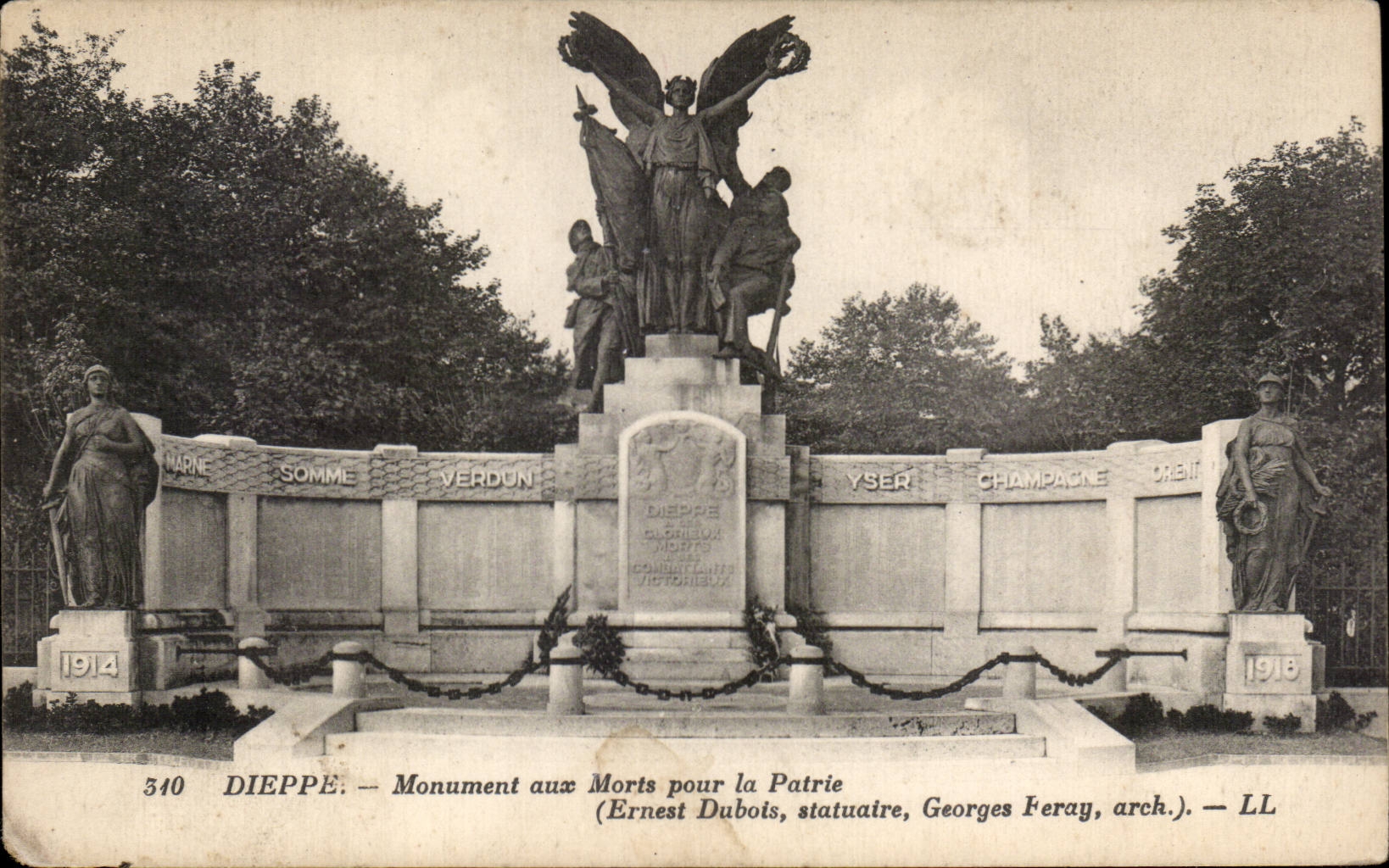 CPA Dieppe War memorial for the fatherland (Ernest Dubois)