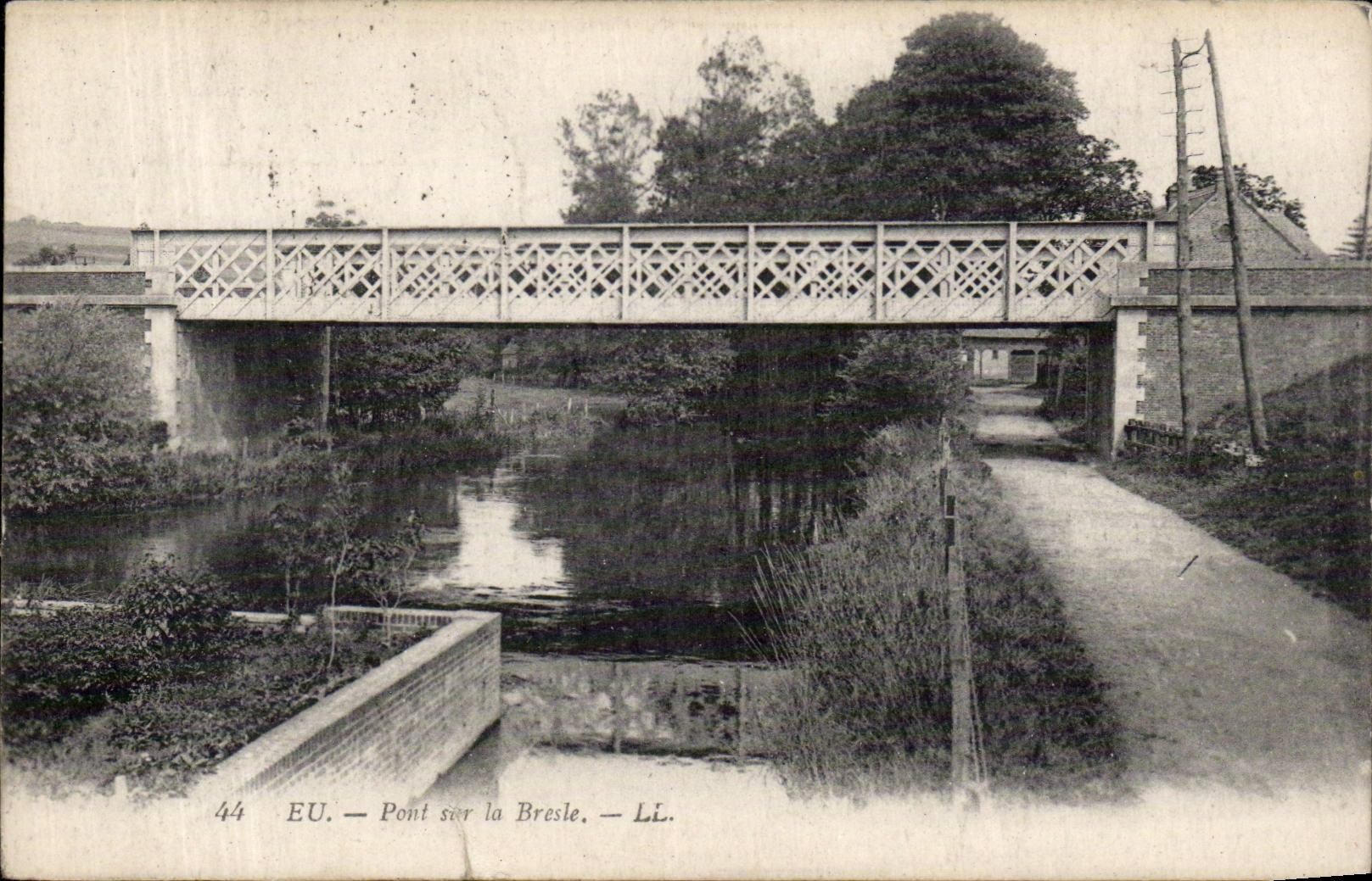 CPA tienen puente en Bresle