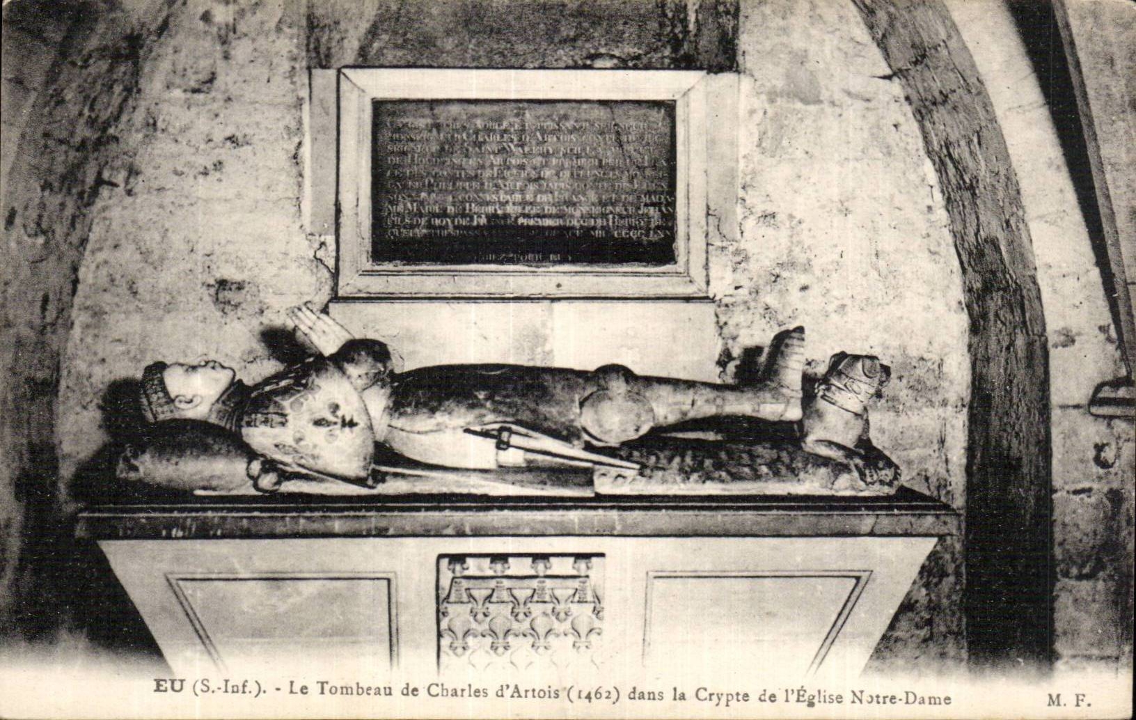 Eu Le tomb de CPA del d Artois de Charles en la cripta de la iglesia de Notre Dame