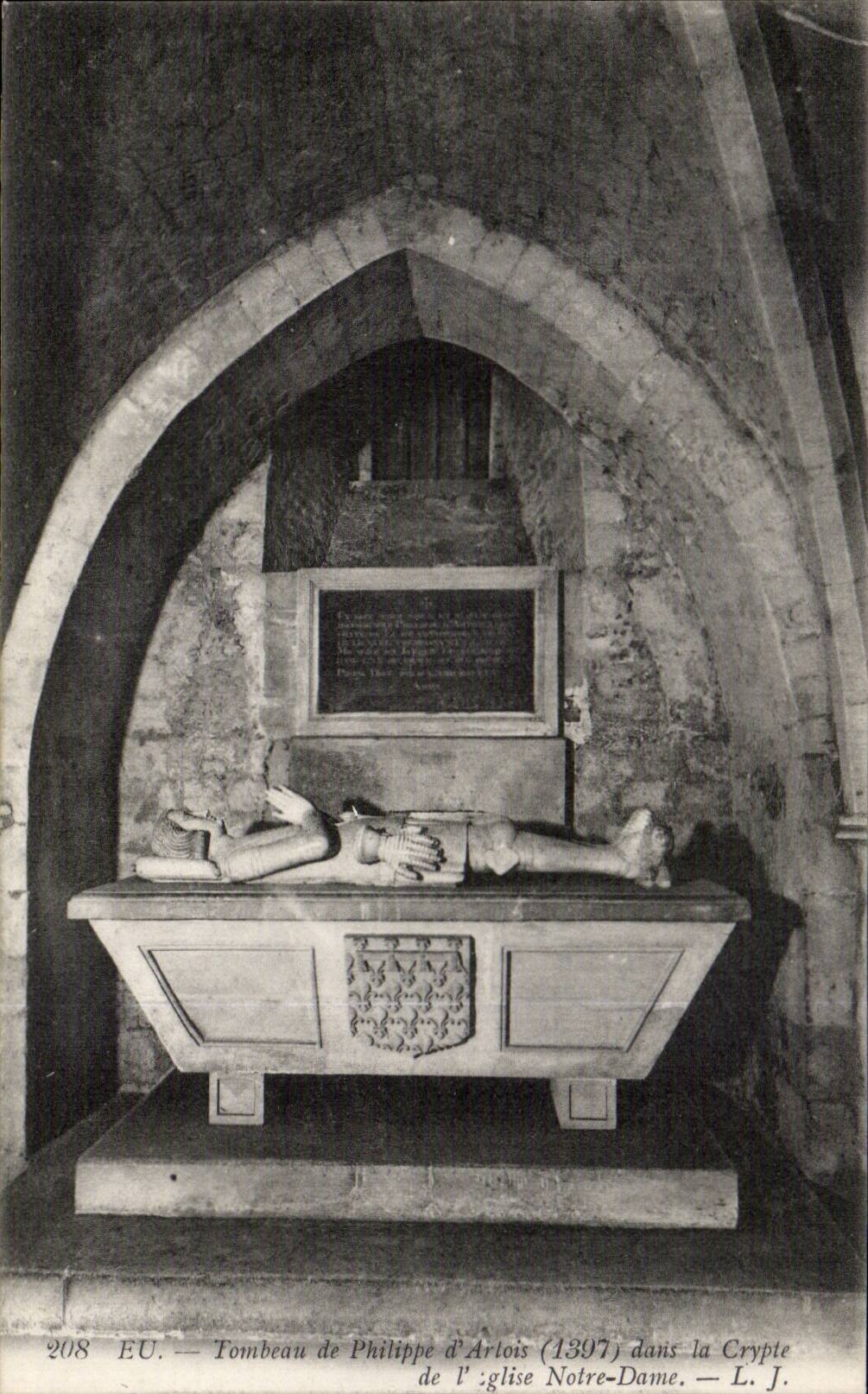 CPA Have Tomb of Philippe d' Artois in the crypt of the Notre Dame church