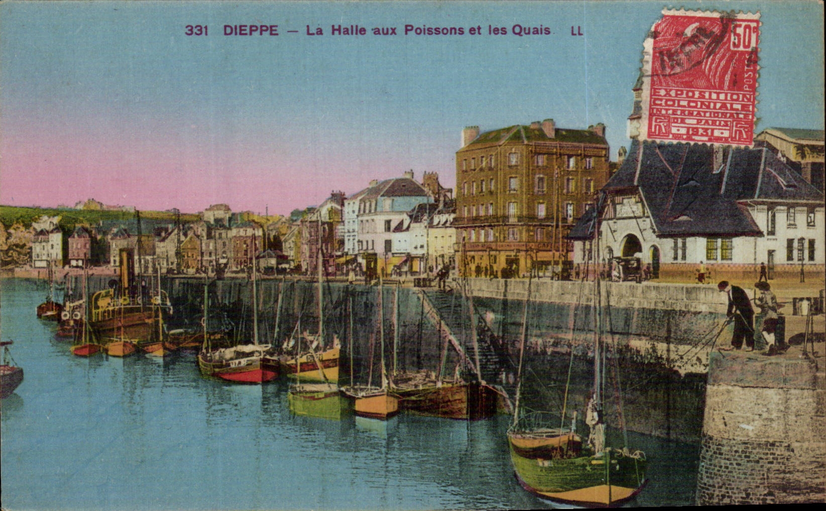 CPA Dieppe the market with fish and quays