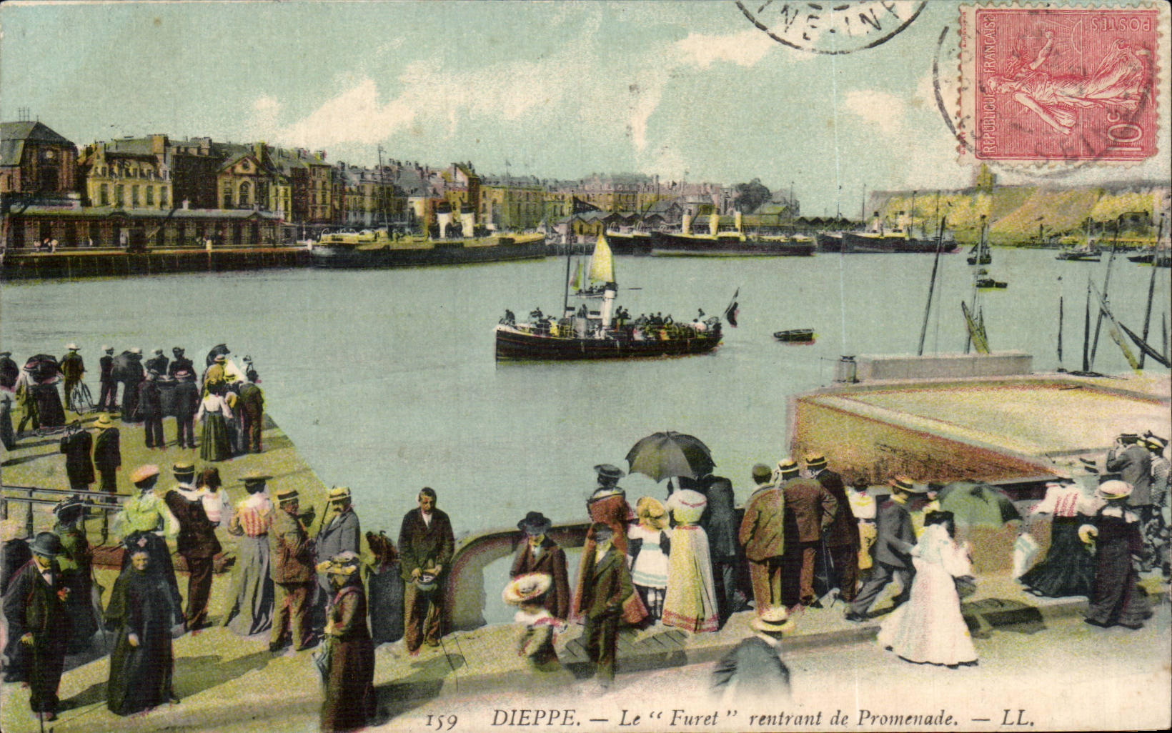 CPA Dieppe Le Pipe cleaner returning of walk